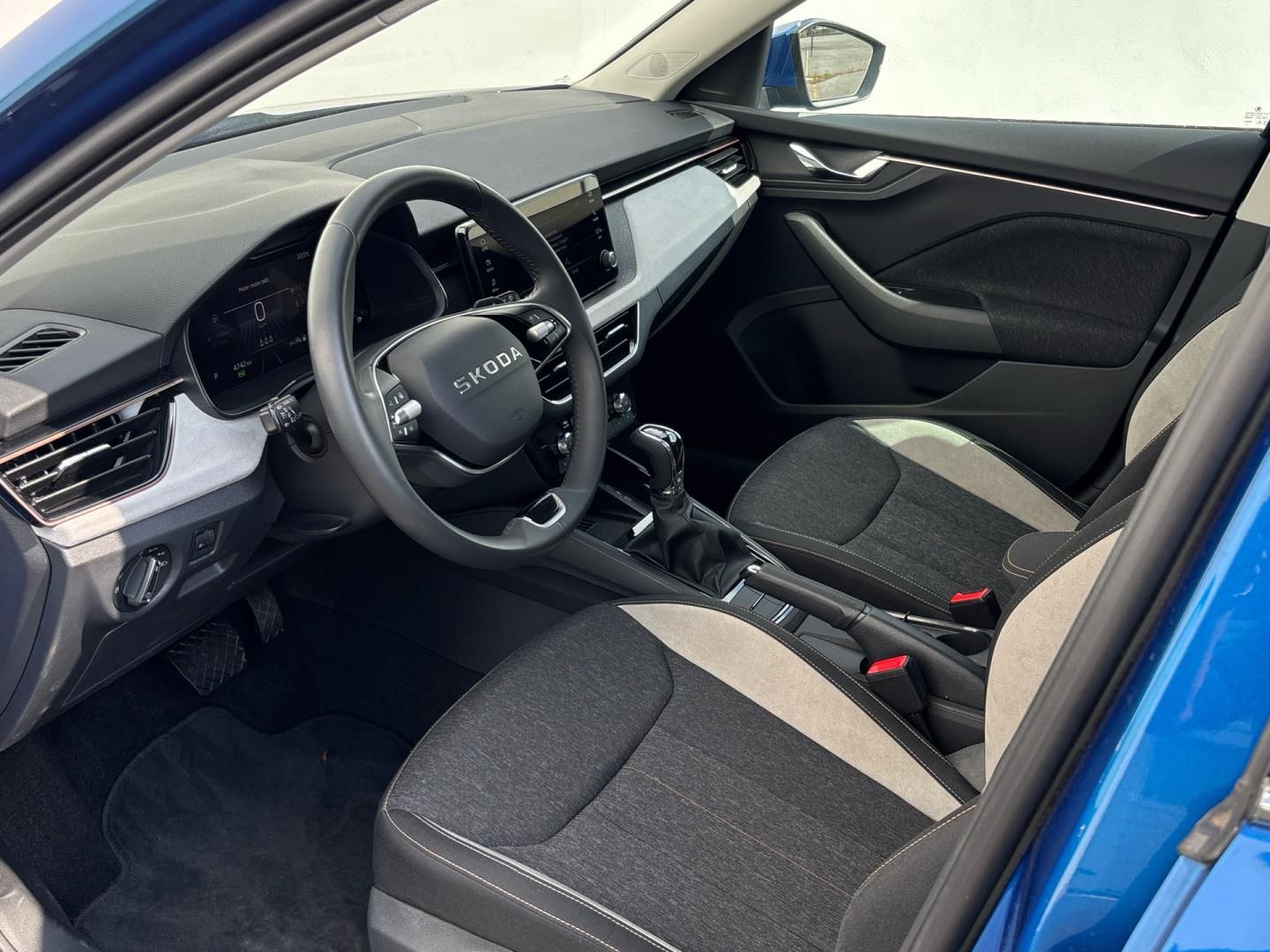 Škoda Kamiq, 1.0 TSI / 85 kW Top Selection - fotka 6