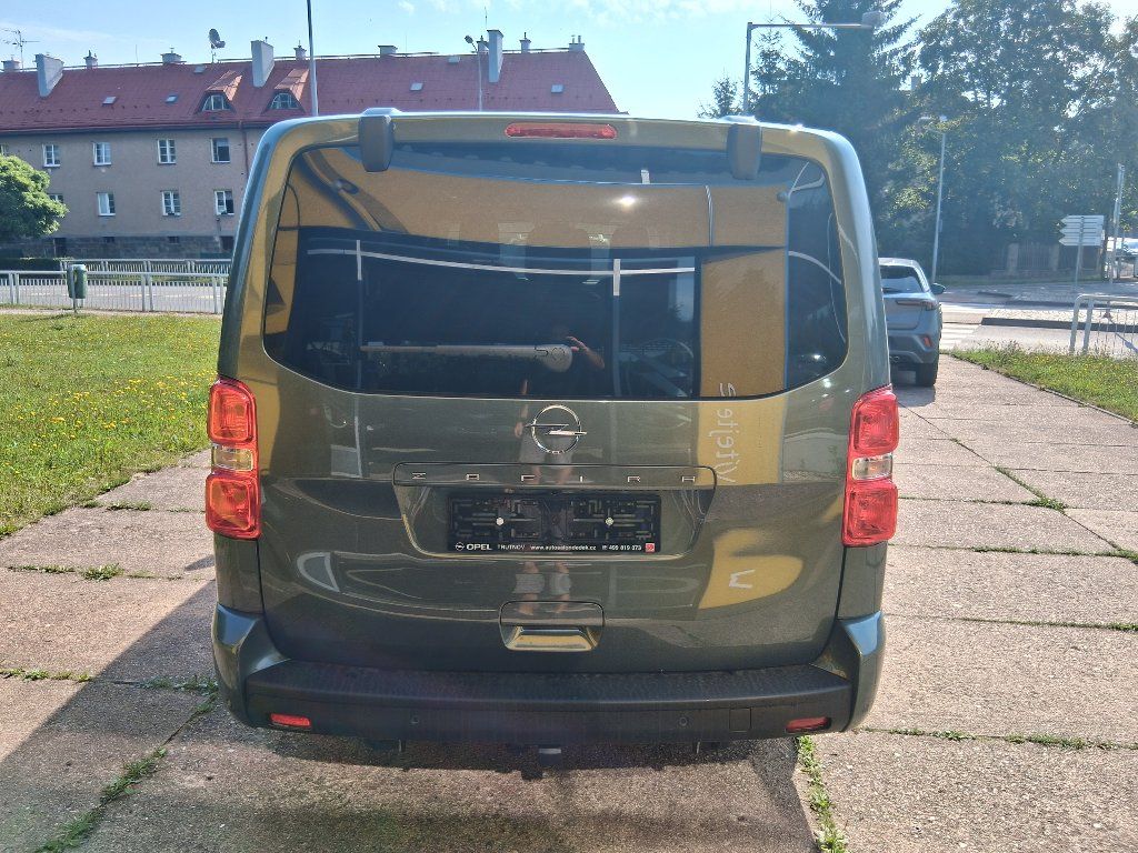 Opel Zafira, ELEGANCE L 2.2 CDTi 132kW  AT8 - fotka 5