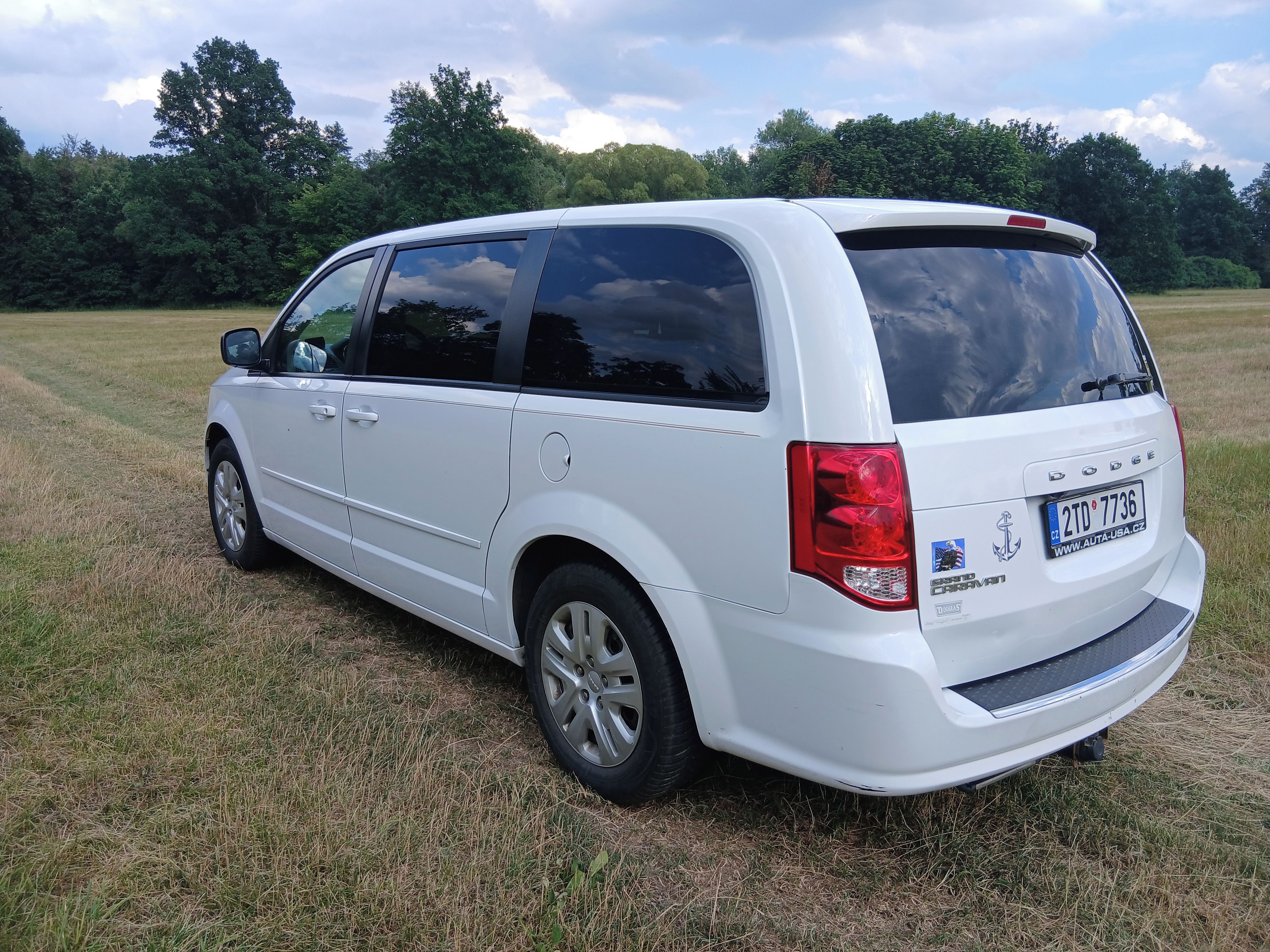 Dodge Grand Caravan, 3.6 SE, SERVIS, TAŽNÉ - fotka 4