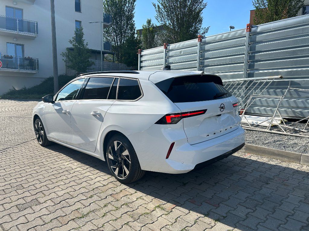 Opel Astra, ST Edition 1,5 CDTI 96kW AT8 - fotka 3