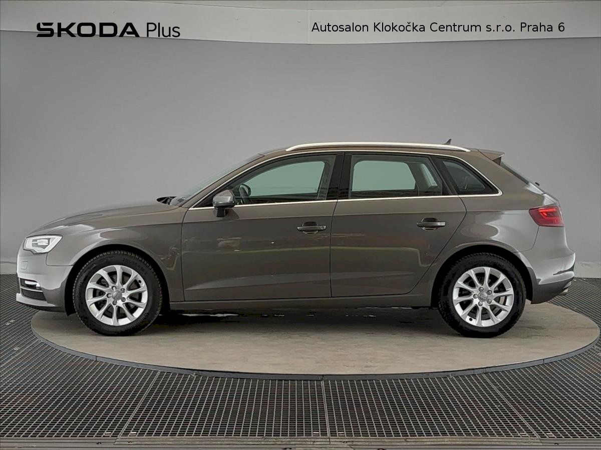 Audi A3, TDI77 kW Sportback 7DSG - fotka 3