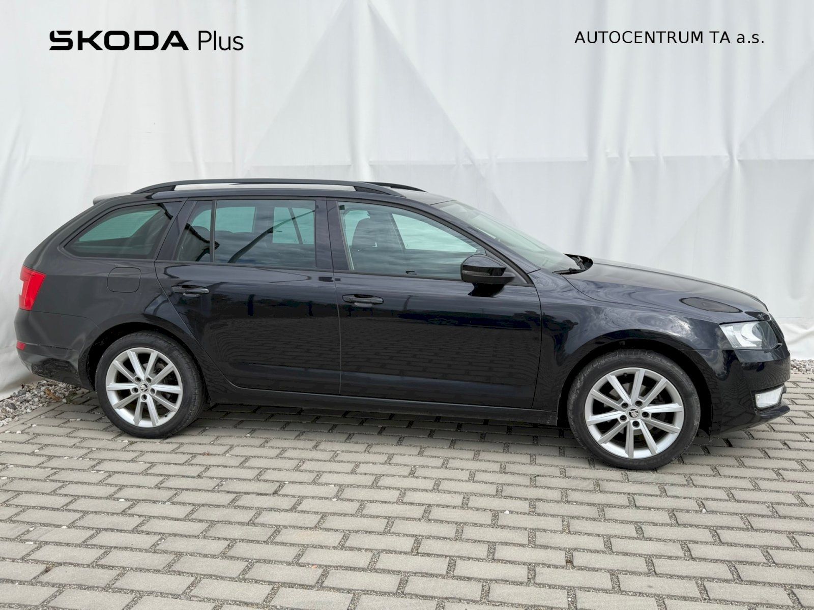 Škoda Octavia, Style 1.6 TDI 81kW DSG tažné - fotka 6