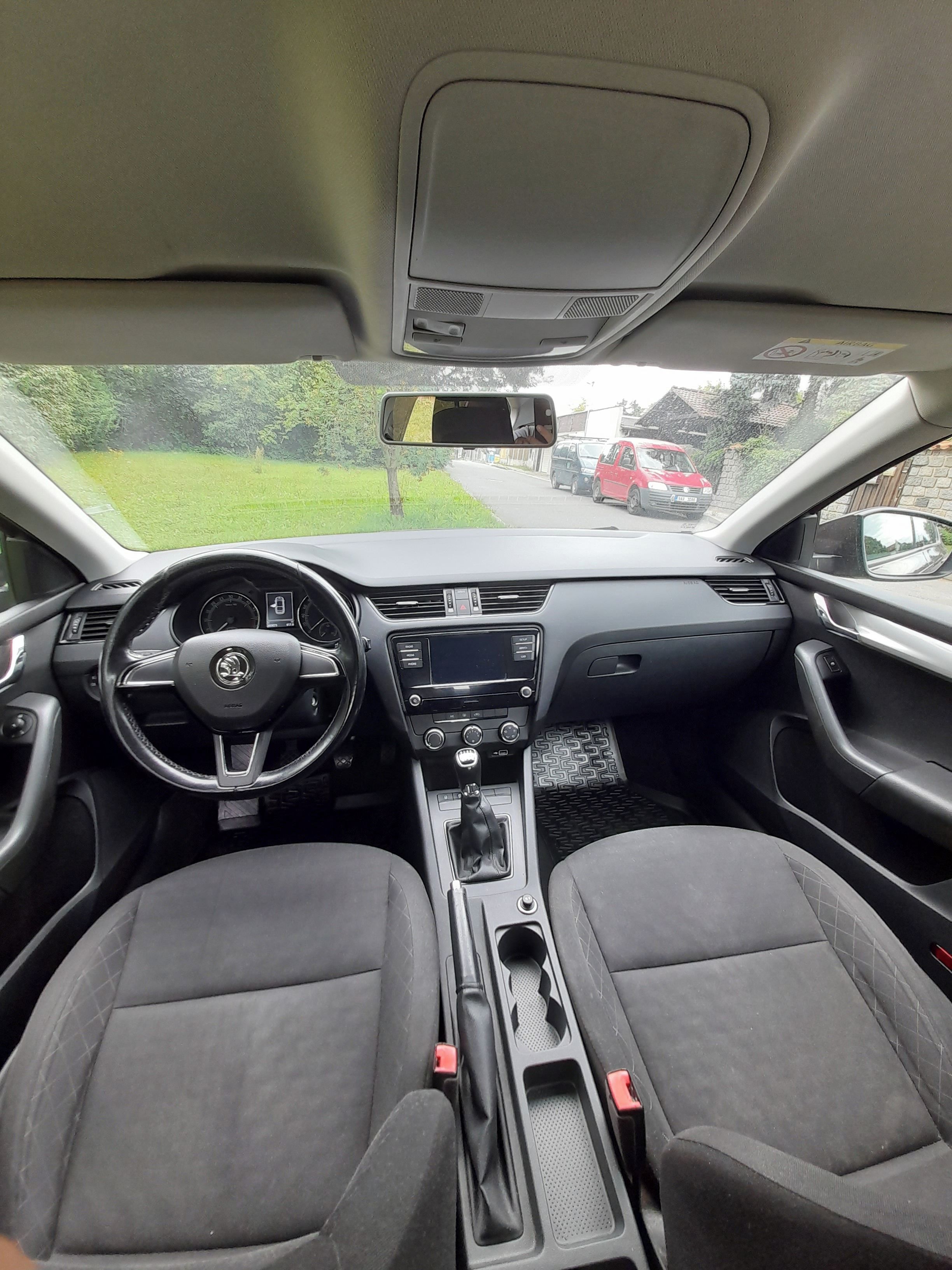 Škoda Octavia, 1.6.tdi - fotka 3
