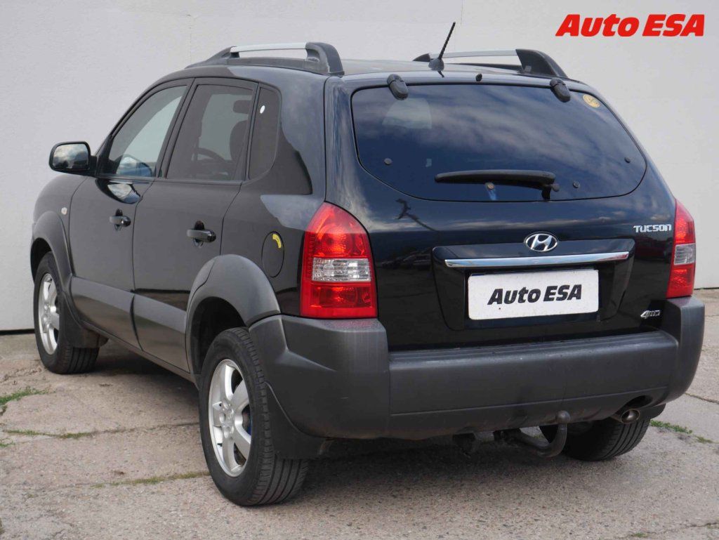 Hyundai Tucson, 2.0 i 4x4,AAC - fotka 4