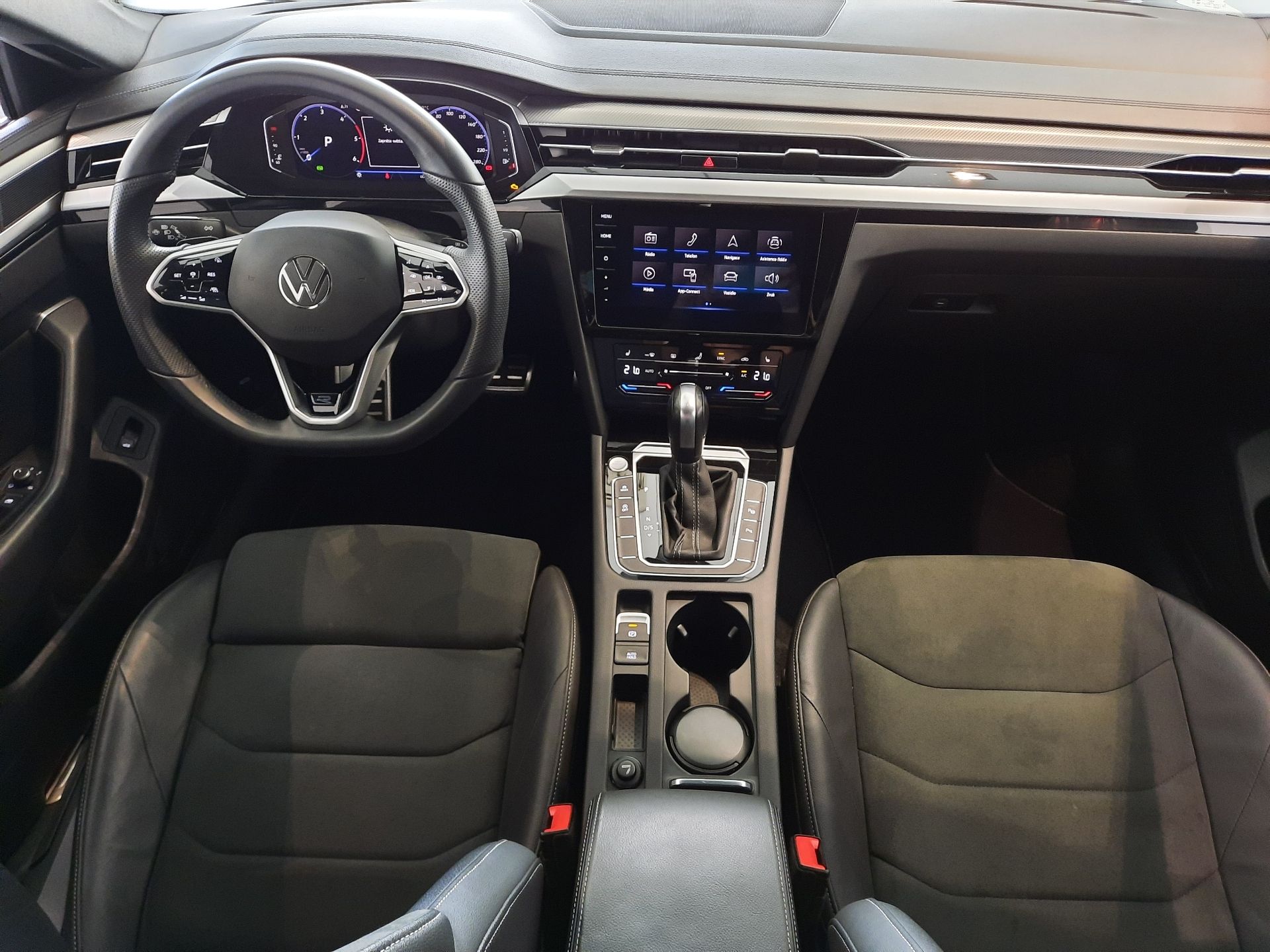 Volkswagen Arteon, 2.0 TDI 4Motion (147kW/200k) D - fotka 5