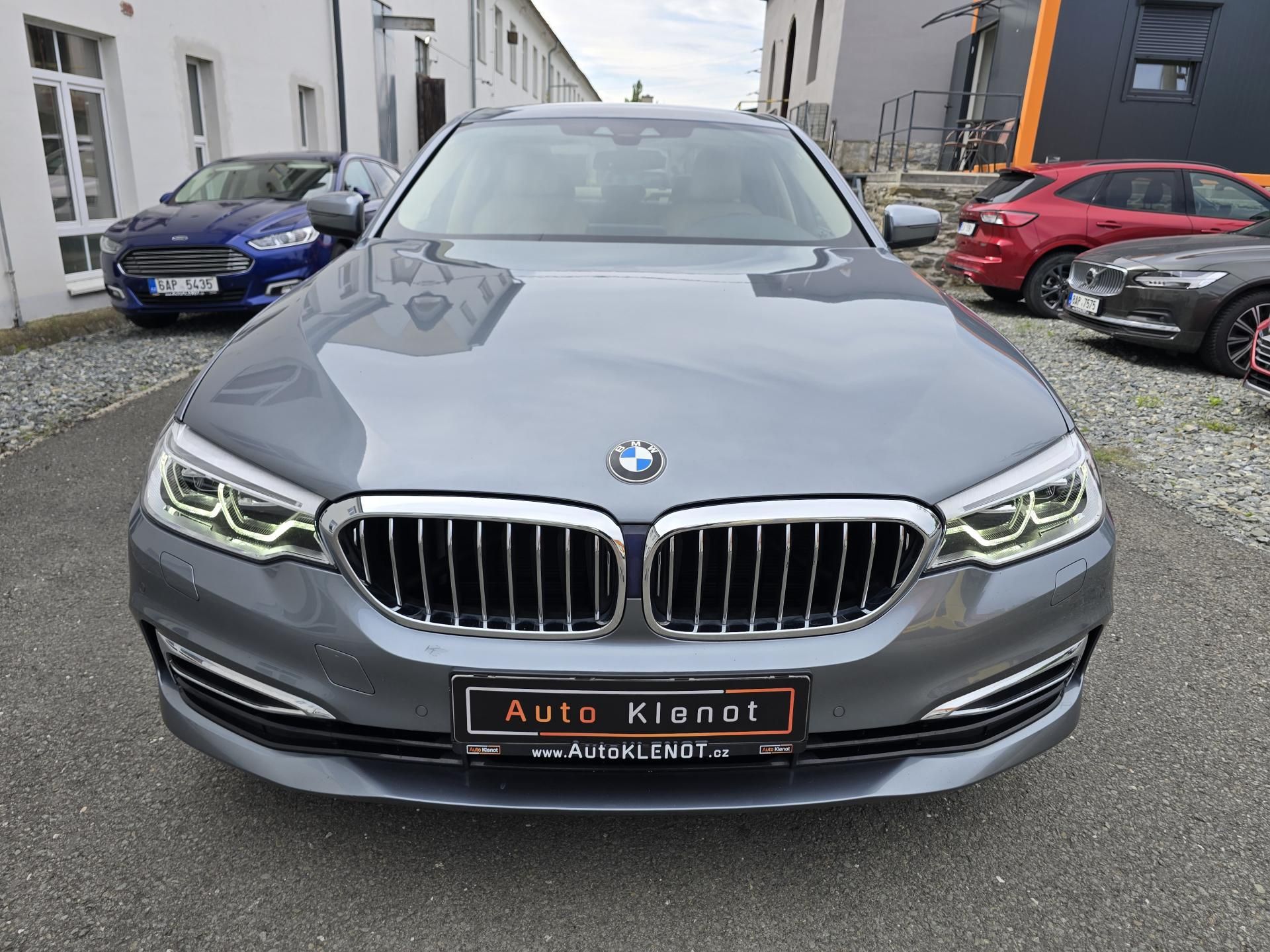 BMW Řada 5, 530i 185kW XDRIVE LUXURY - DPH - fotka 3