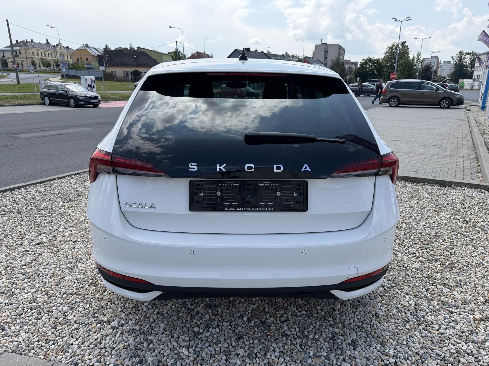Škoda Scala, 1,0 TSi/85kW Selection - fotka 6