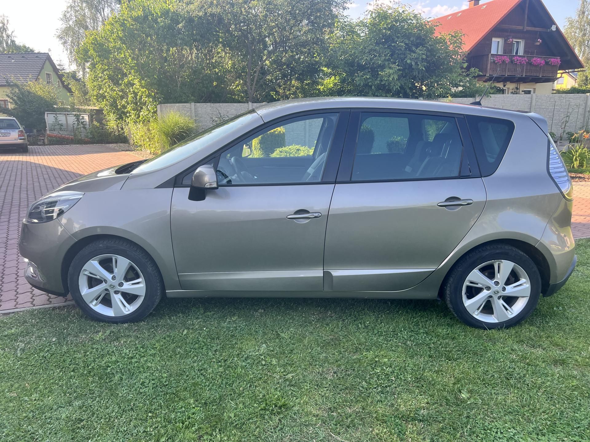 Renault Scénic, 1.2TCE 85KW,KůŽE,NAVI,2xKOLA - fotka 4