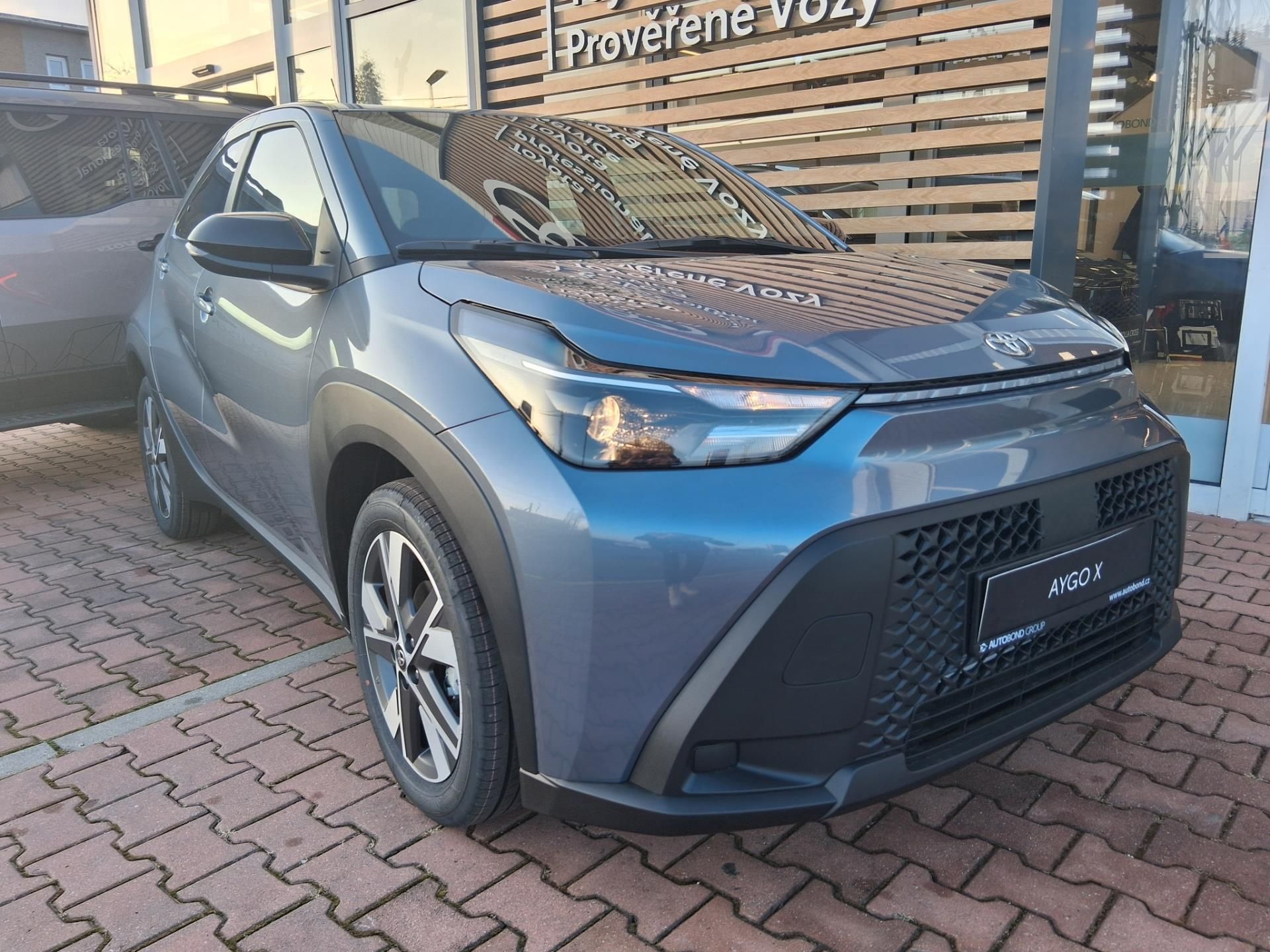 Toyota Aygo, 1,5 HEV 116K COMFORT - fotka 3