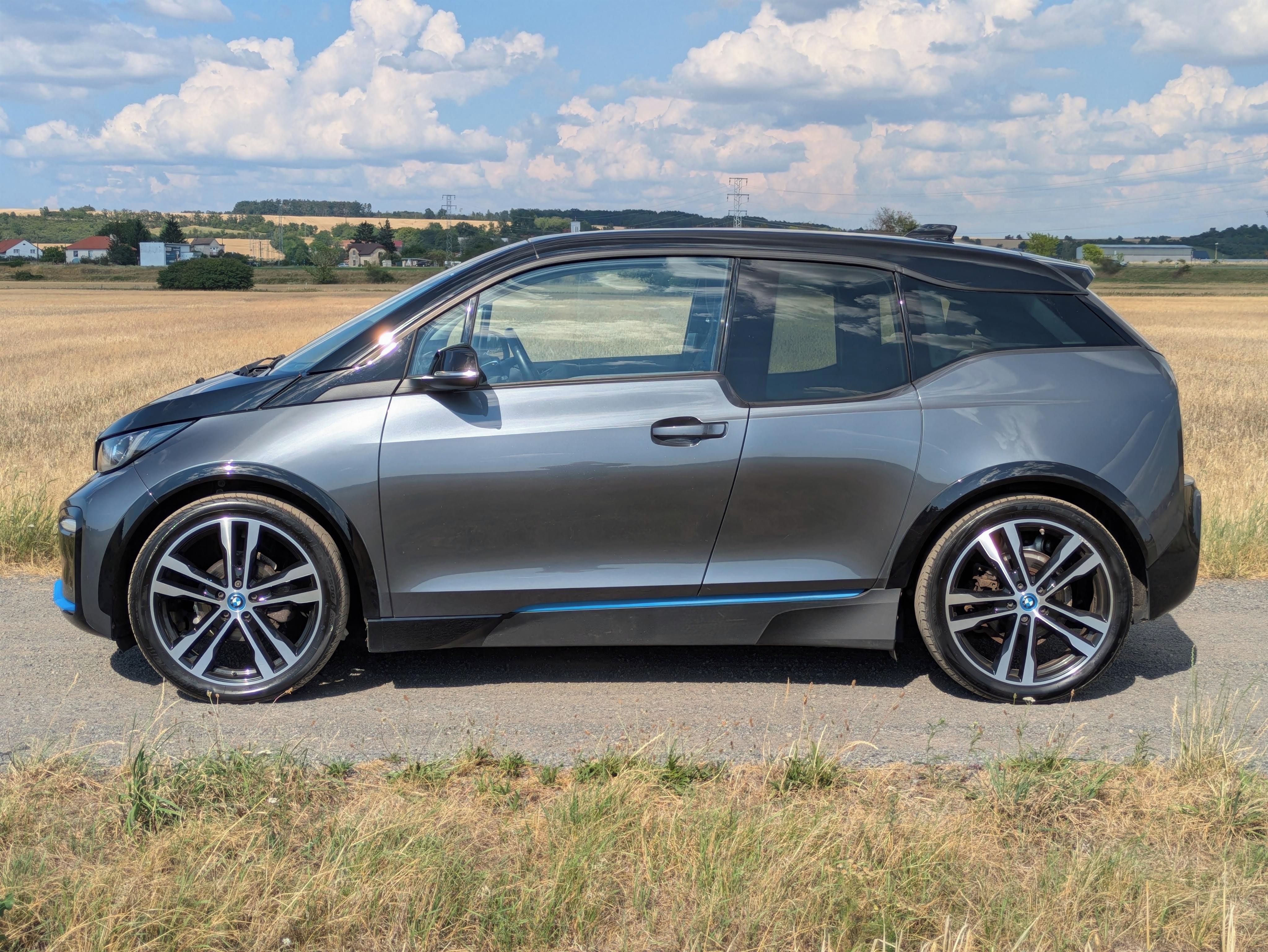BMW i3, i3S 42kWh 120Ah DPH, SOH 89.4% - fotka 4