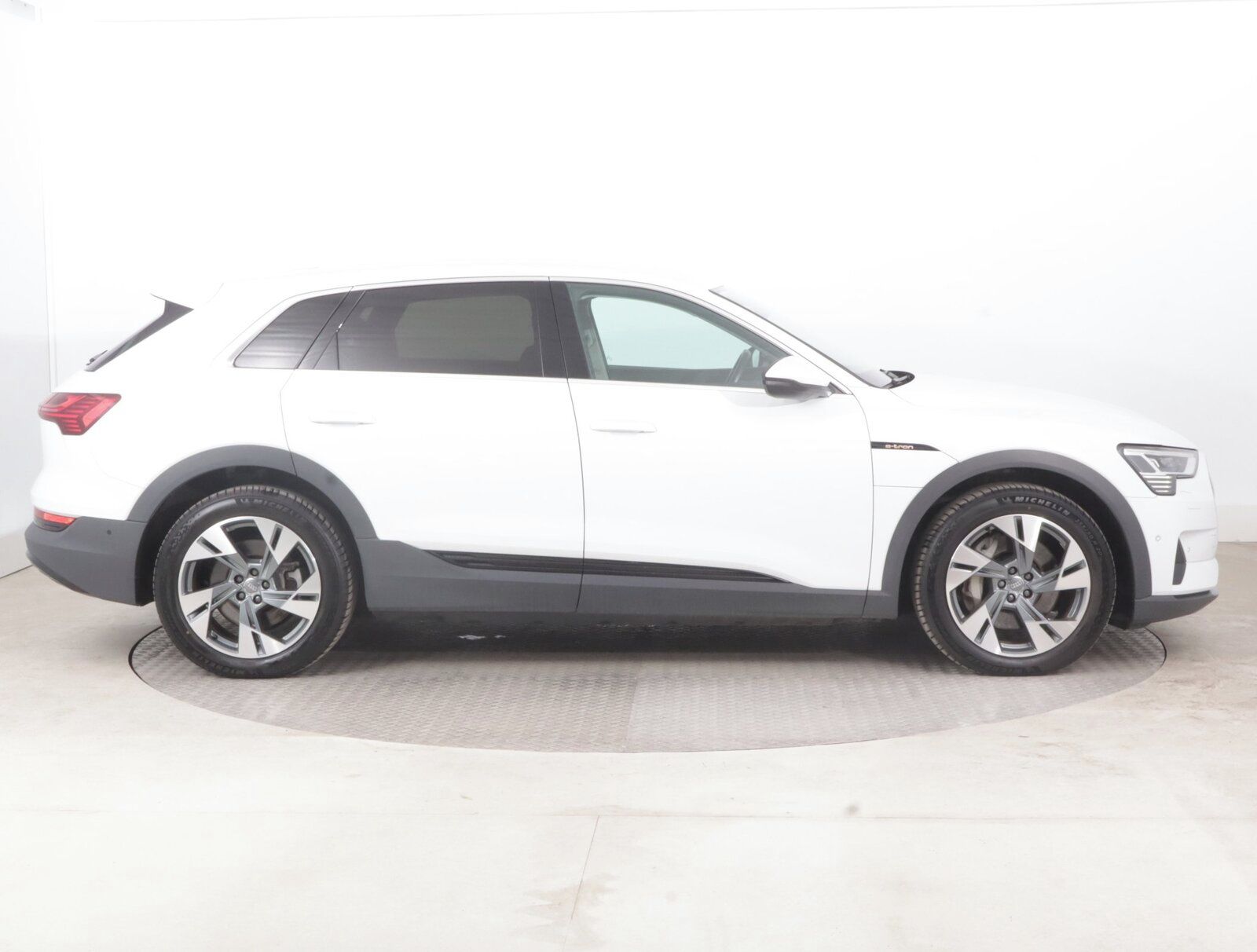 Audi e-tron, e-tron 50 quattro, SoH 87% - fotka 6