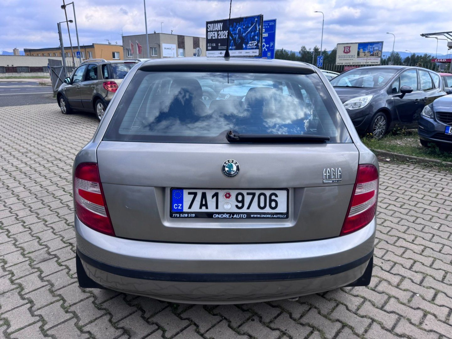 Škoda Fabia, 1,2 HTP 40 KW STK SK - fotka 4