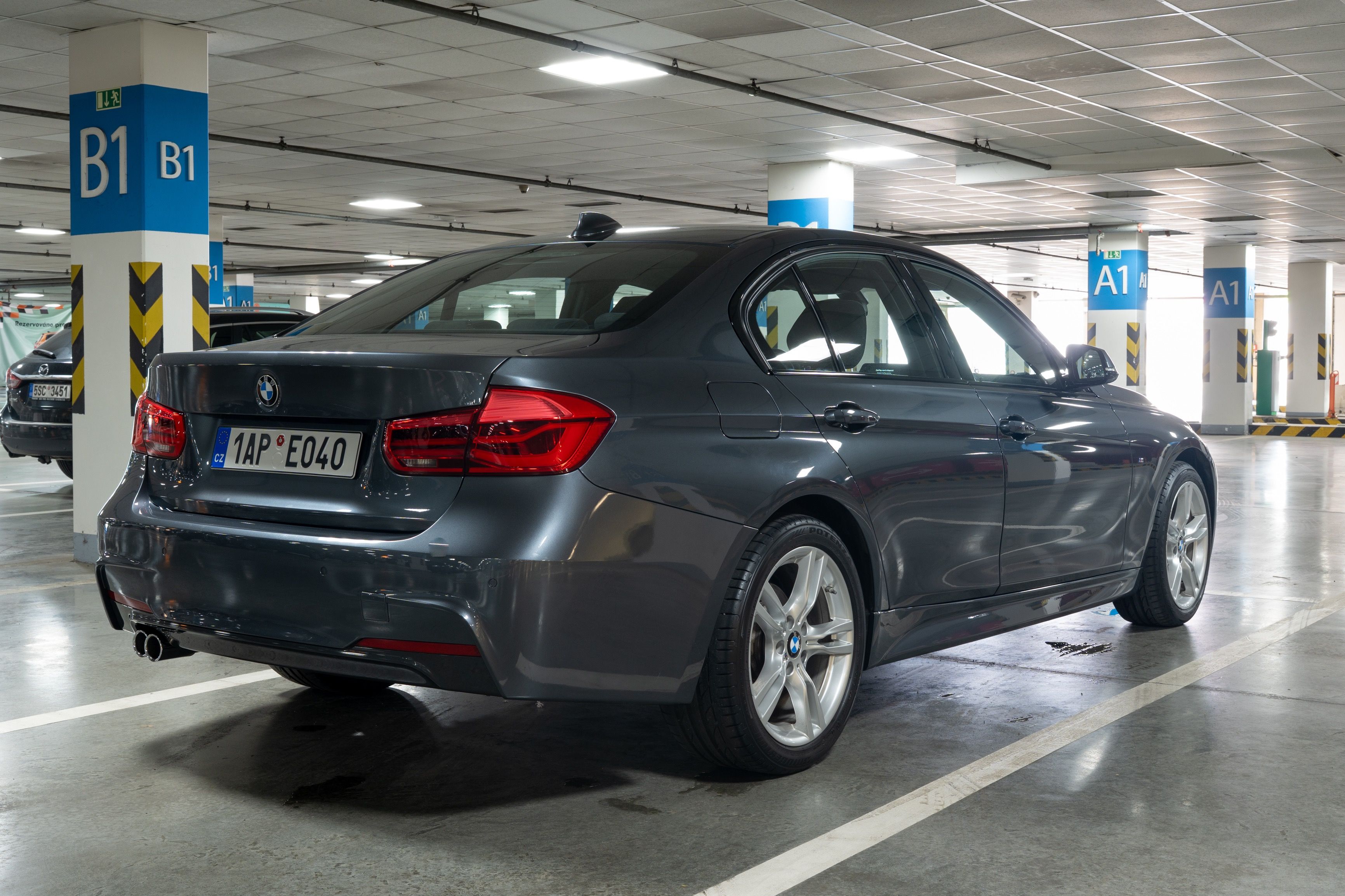 BMW Řada 3, 320d xdrive M-Paket DPH - fotka 6