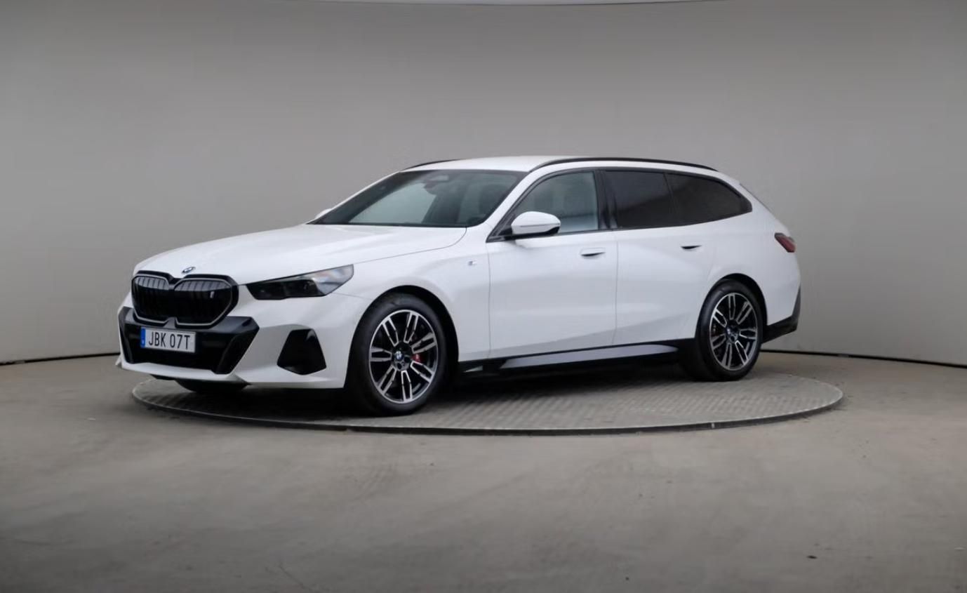 BMW i5, eDrive40 Touring M Kam Tažné