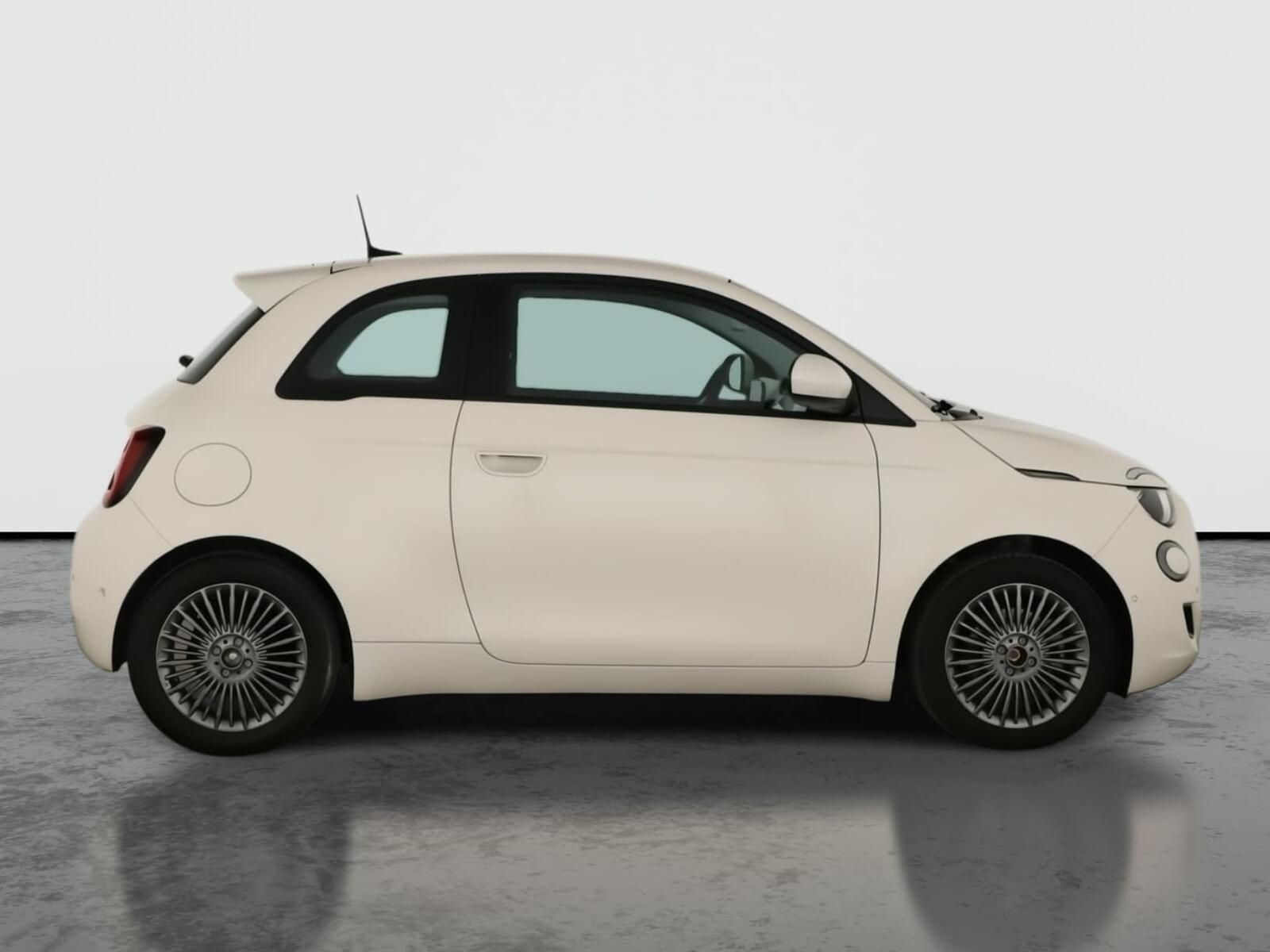Fiat 500E, 42 kWh, SoH 92%, Automat - fotka 6