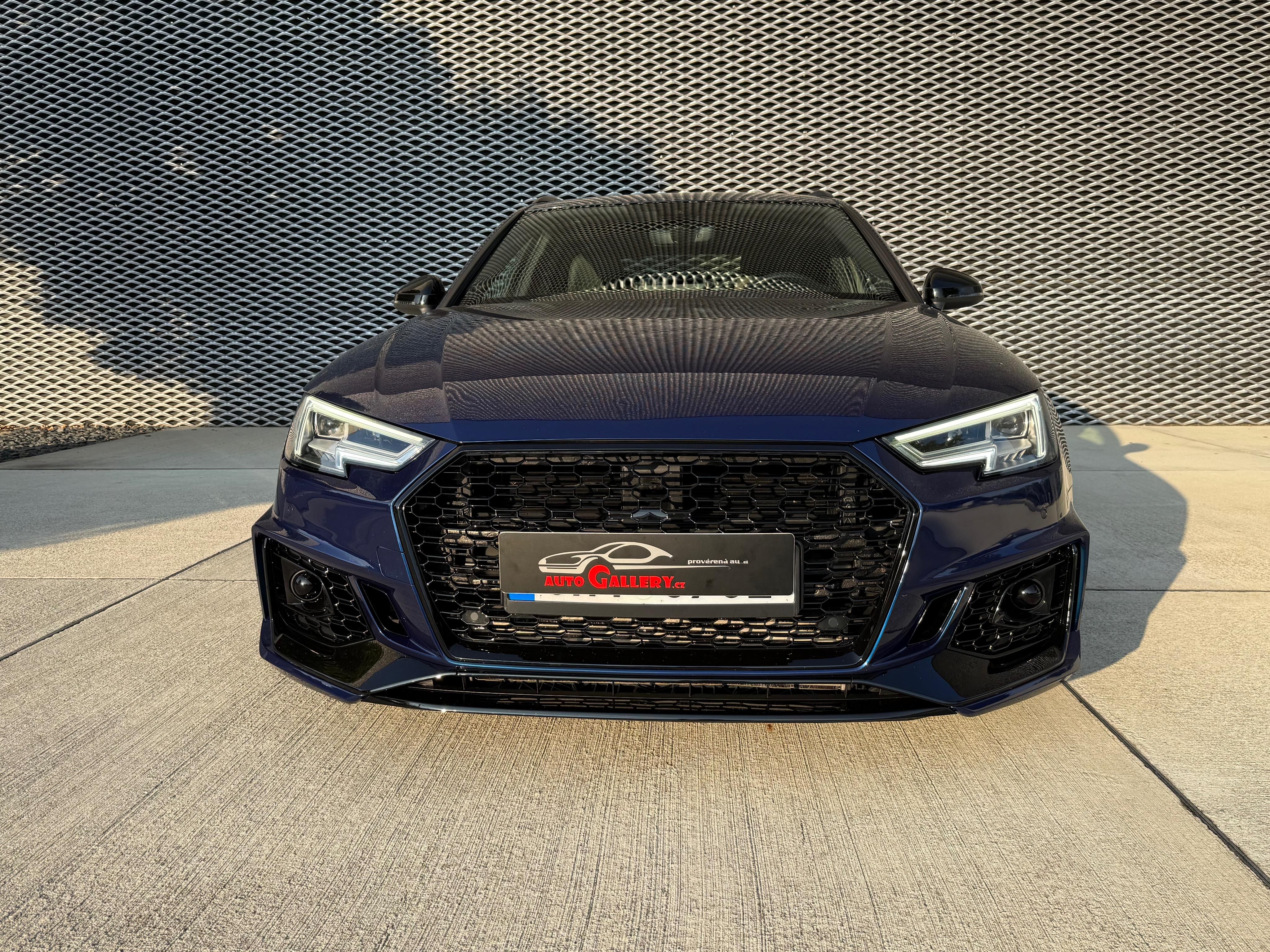 Audi A4 Avant, 3.0 V6 TDi DSG Quattro 200 kW - fotka 5