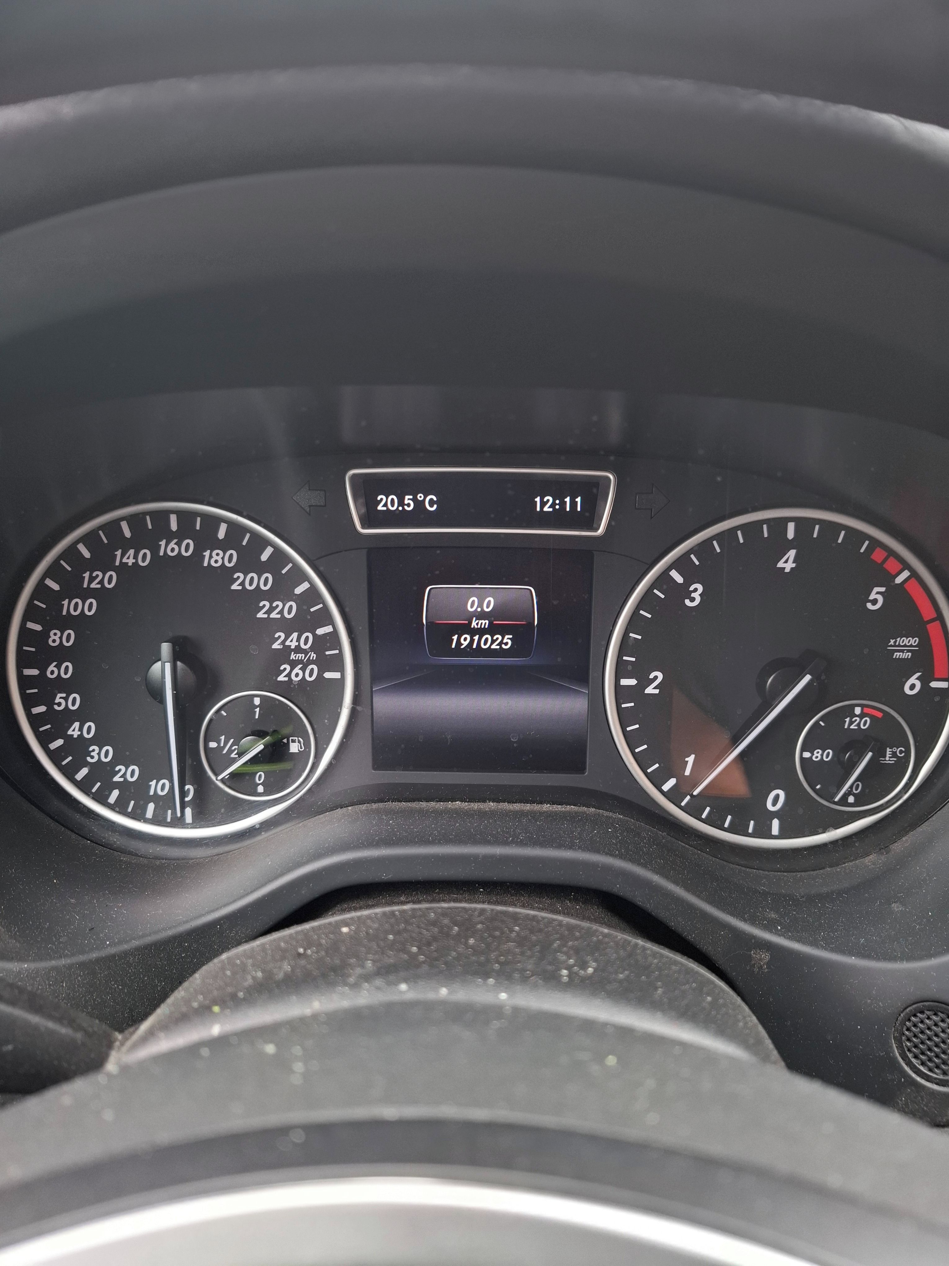 Mercedes-Benz Třídy A, Mercedes-Benz A1,6D - fotka 5