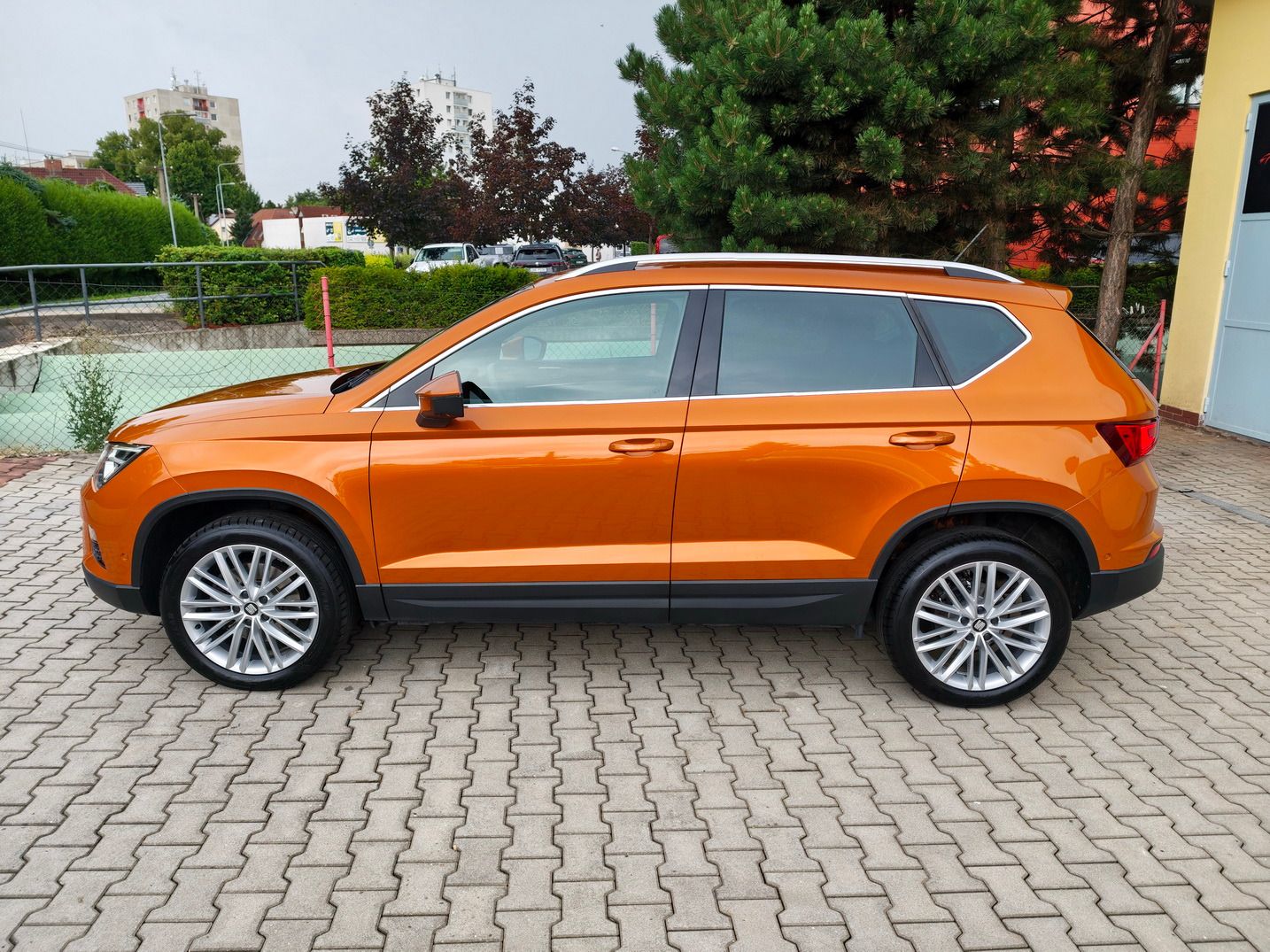 Seat Ateca, 1.4 TSI DSG XCELLENCE, WEBASTO - fotka 2