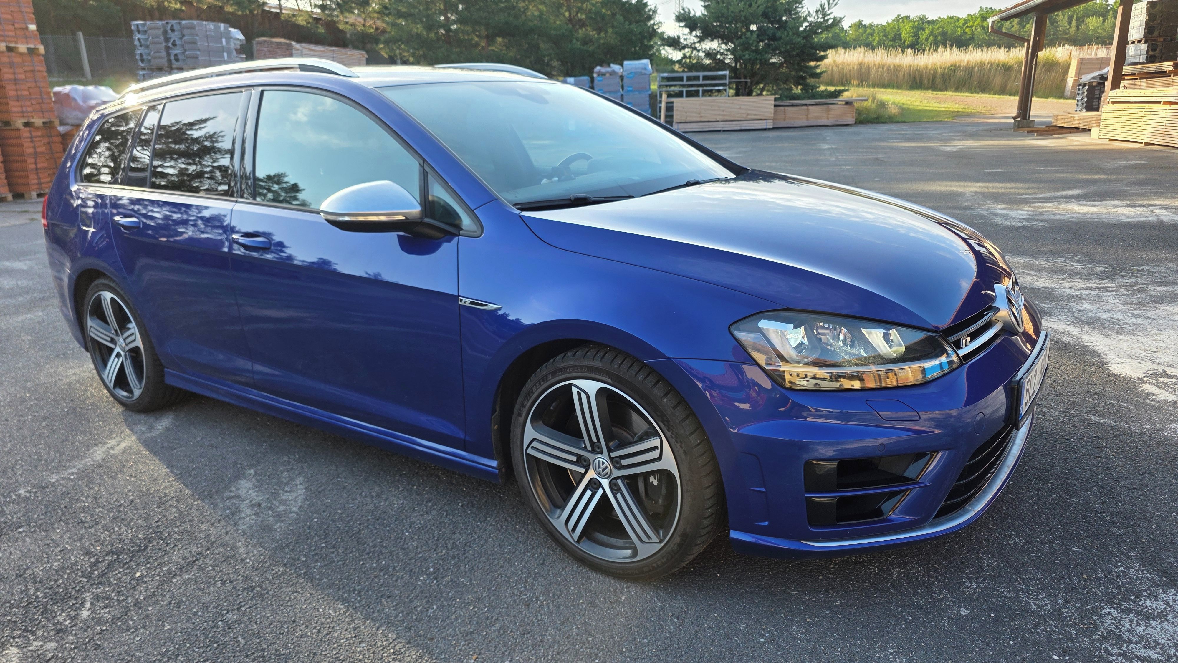 Volkswagen Golf, Vw Golf R Kombi 2.0,221kw,4x4 - fotka 3
