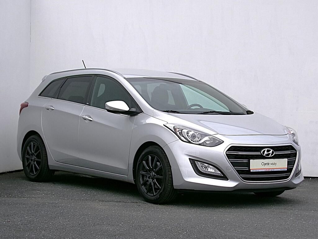 Hyundai i30, Go 1.6 GDI 99 kW - fotka 5