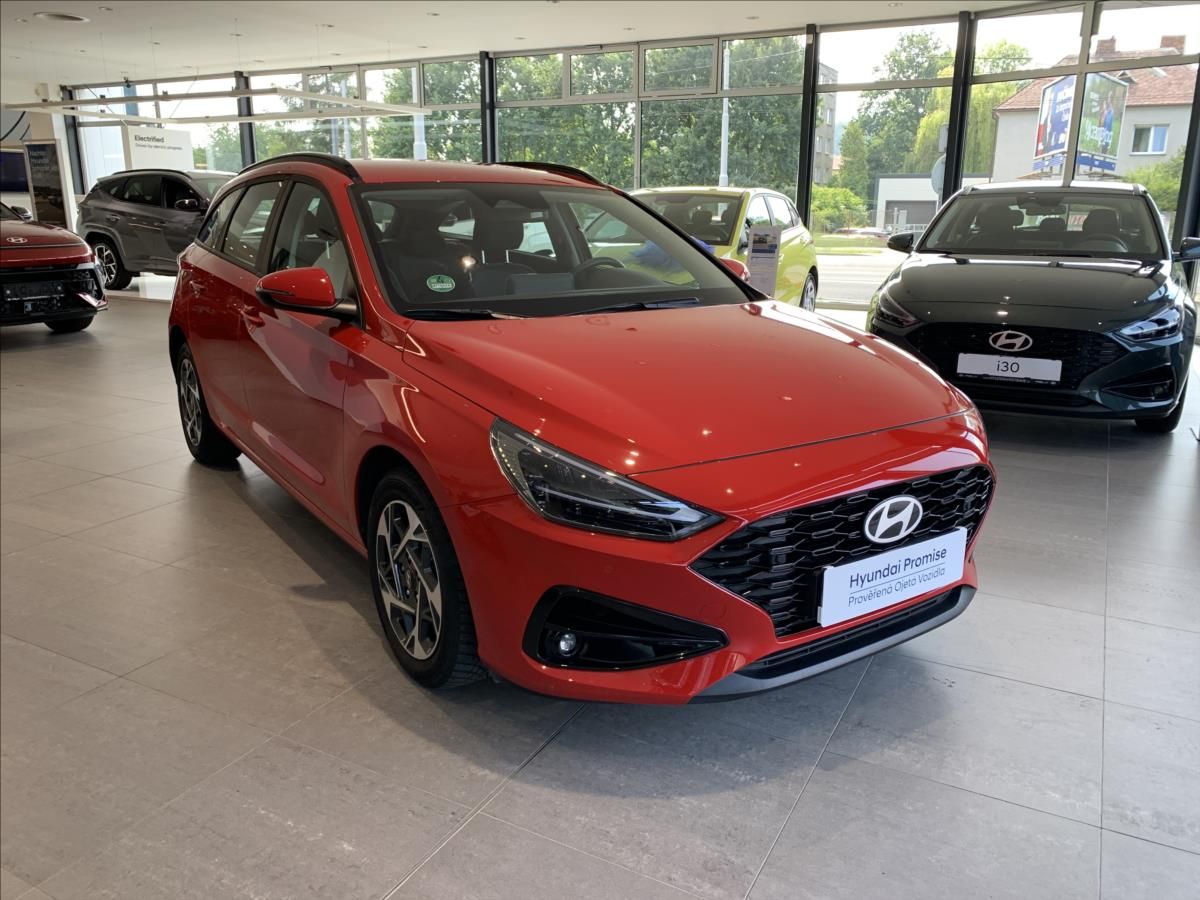 Hyundai i30, 1,0 TGDI 73kW DCT Smart - fotka 3