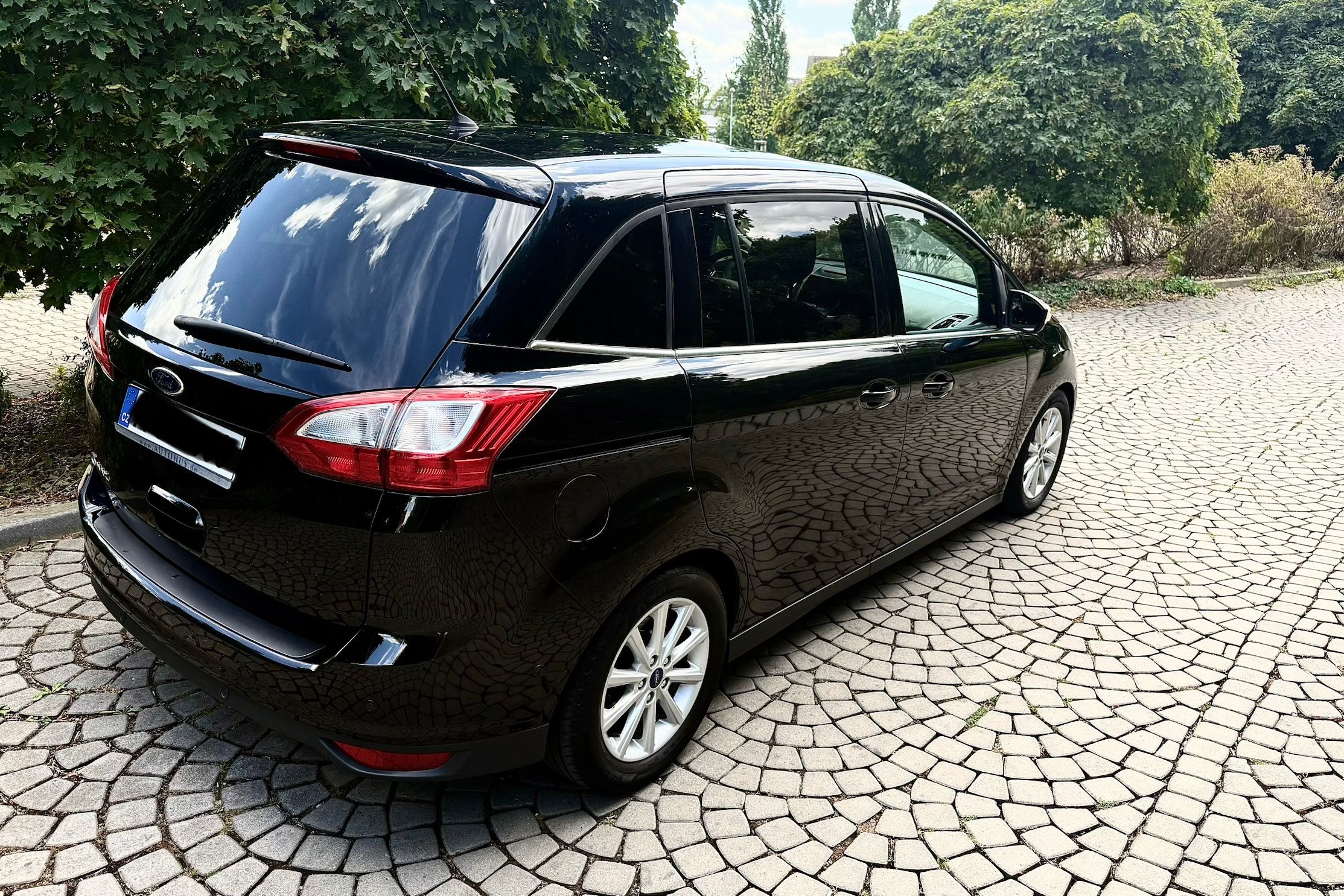 Ford Grand C-MAX, 1.5TCDI TITANIUM, AUT, 7-míst - fotka 4