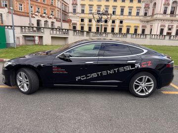 Tesla model S 100D