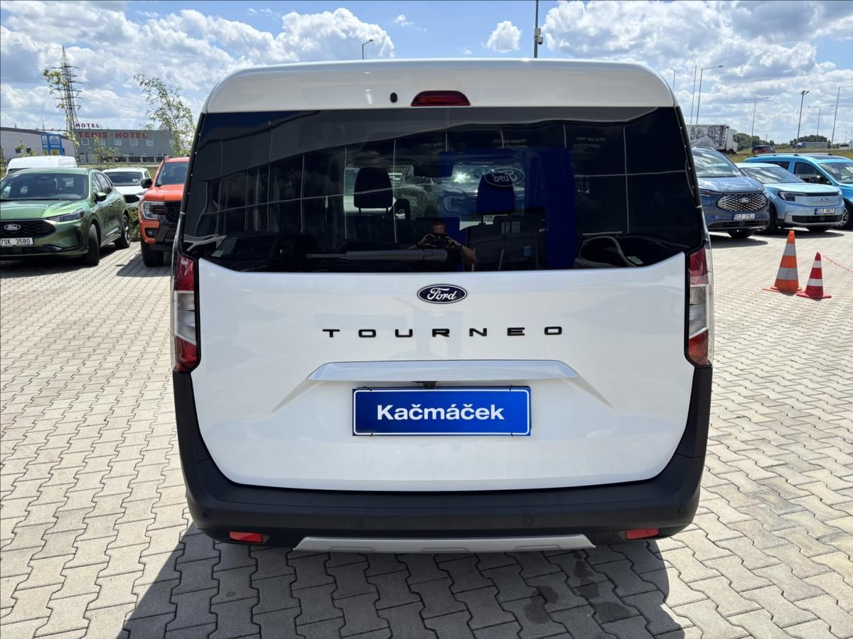 Ford Tourneo Courier, 1,0 EcoBoost 91 kW Actice AUT - fotka 4