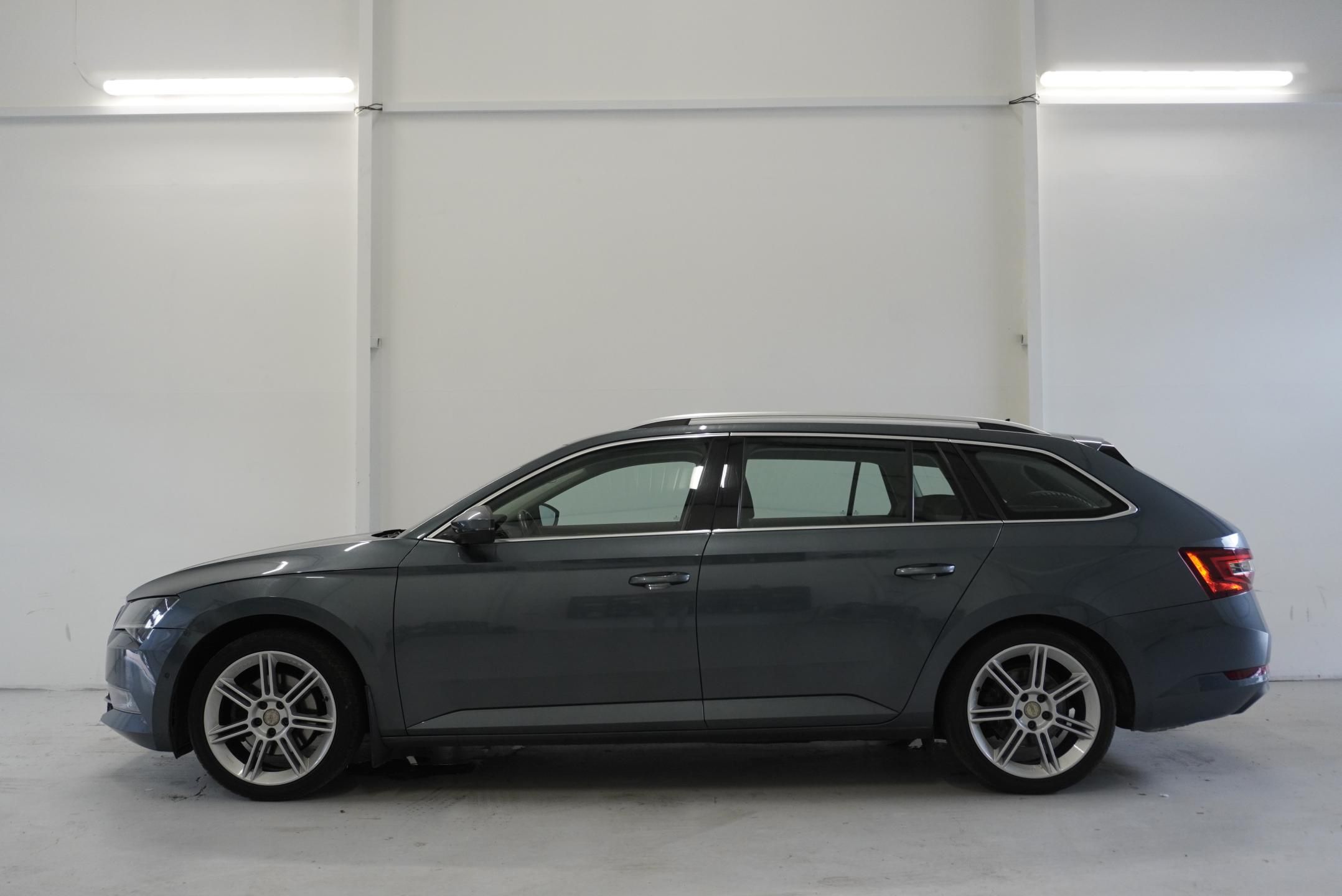 Škoda Superb, 1.5 TSI 110kW STYLE TOP SERVIS - fotka 2