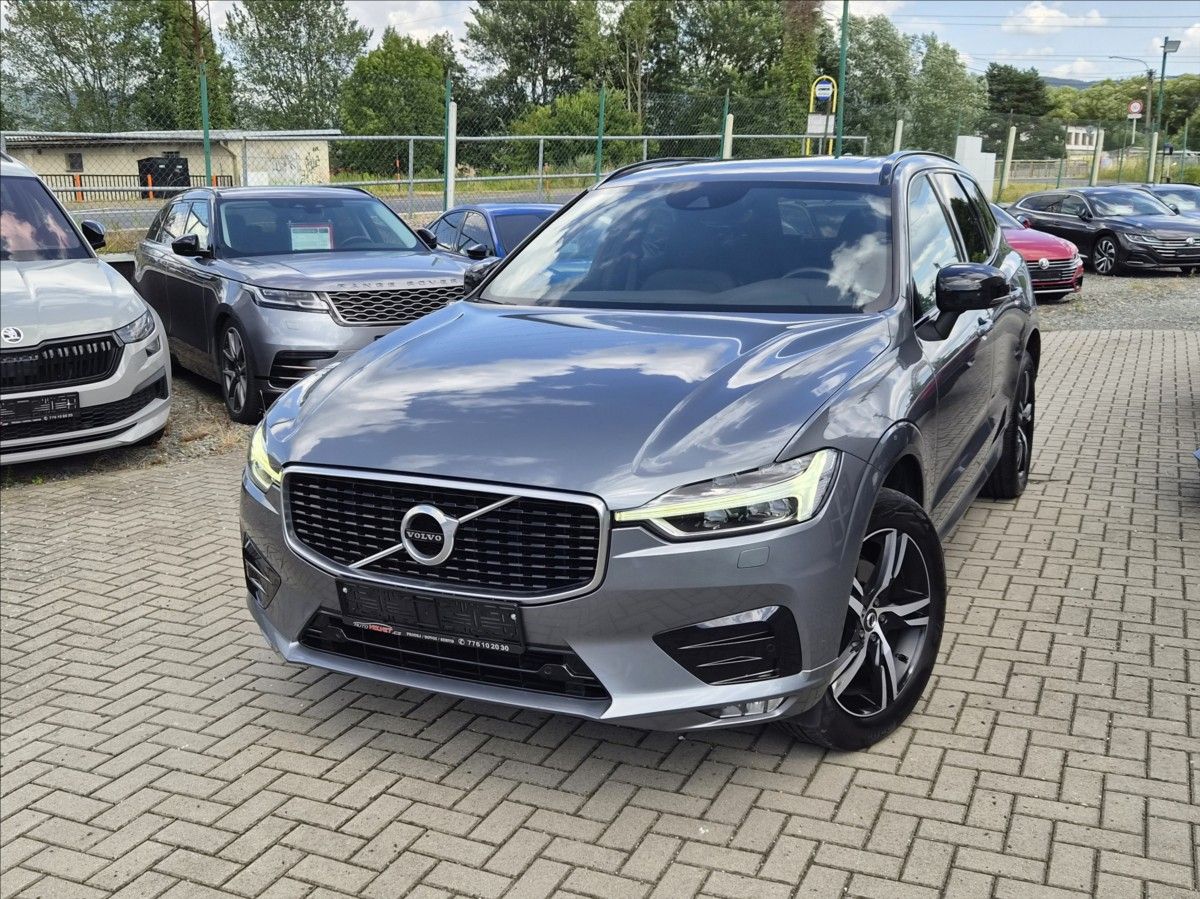 Volvo XC60, 2,0 D4 R Design *KAMERA*PANORA