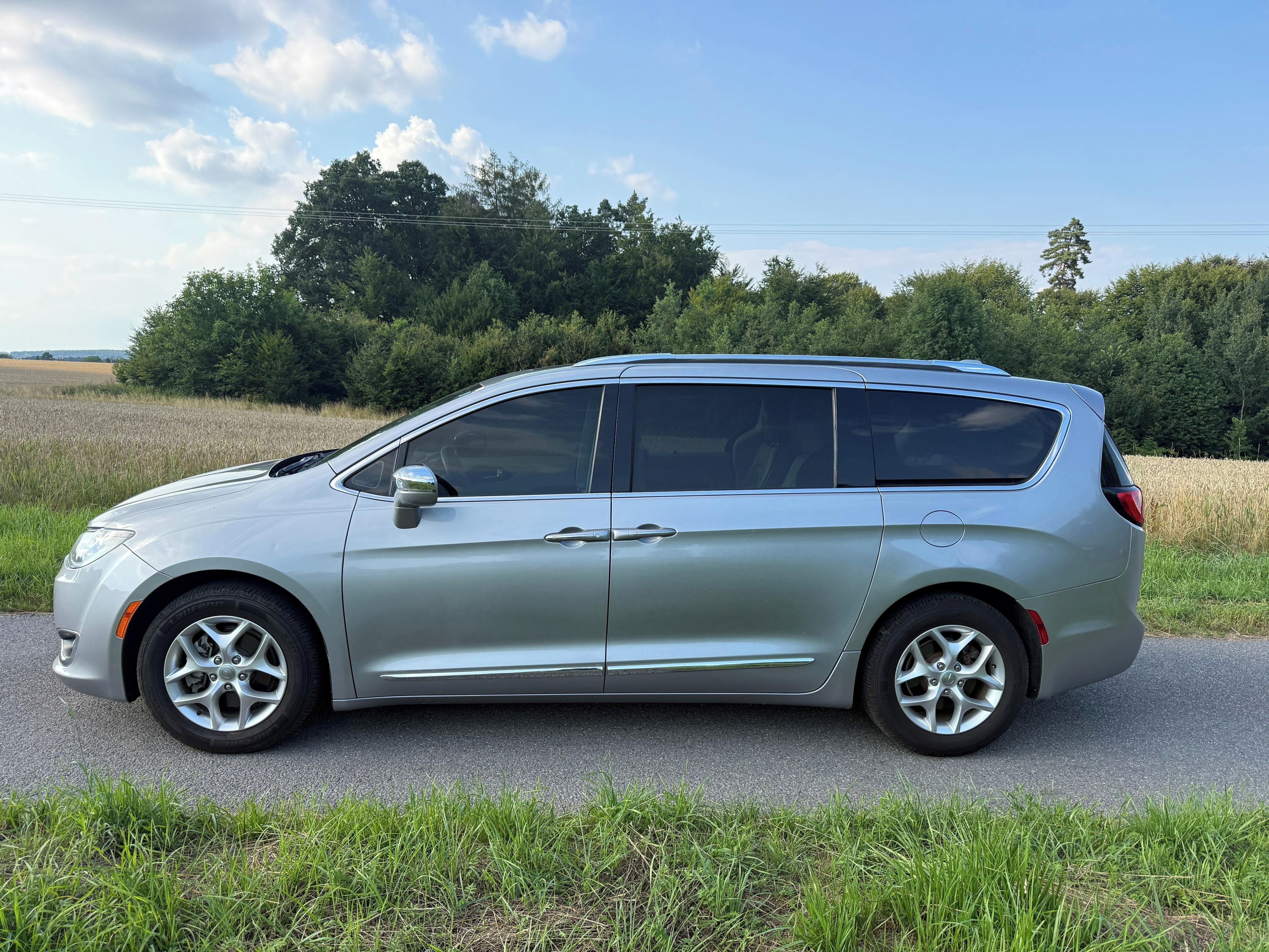 Chrysler Pacifica, LIMITED FULL , 1 rok záruka - fotka 6