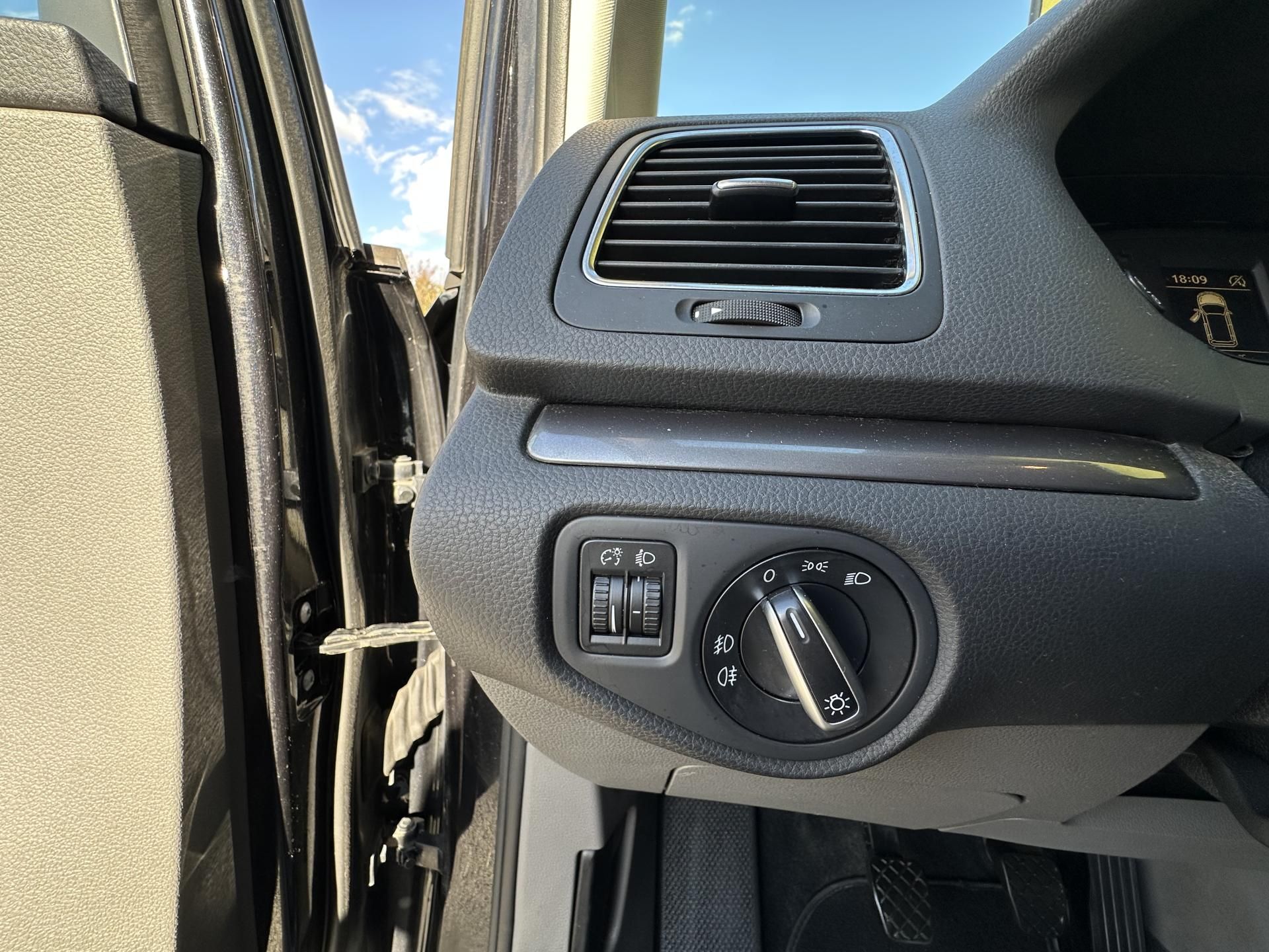 Seat Alhambra, 2.0TDI/103kW * 7.Míst * 2.Maj - fotka 6
