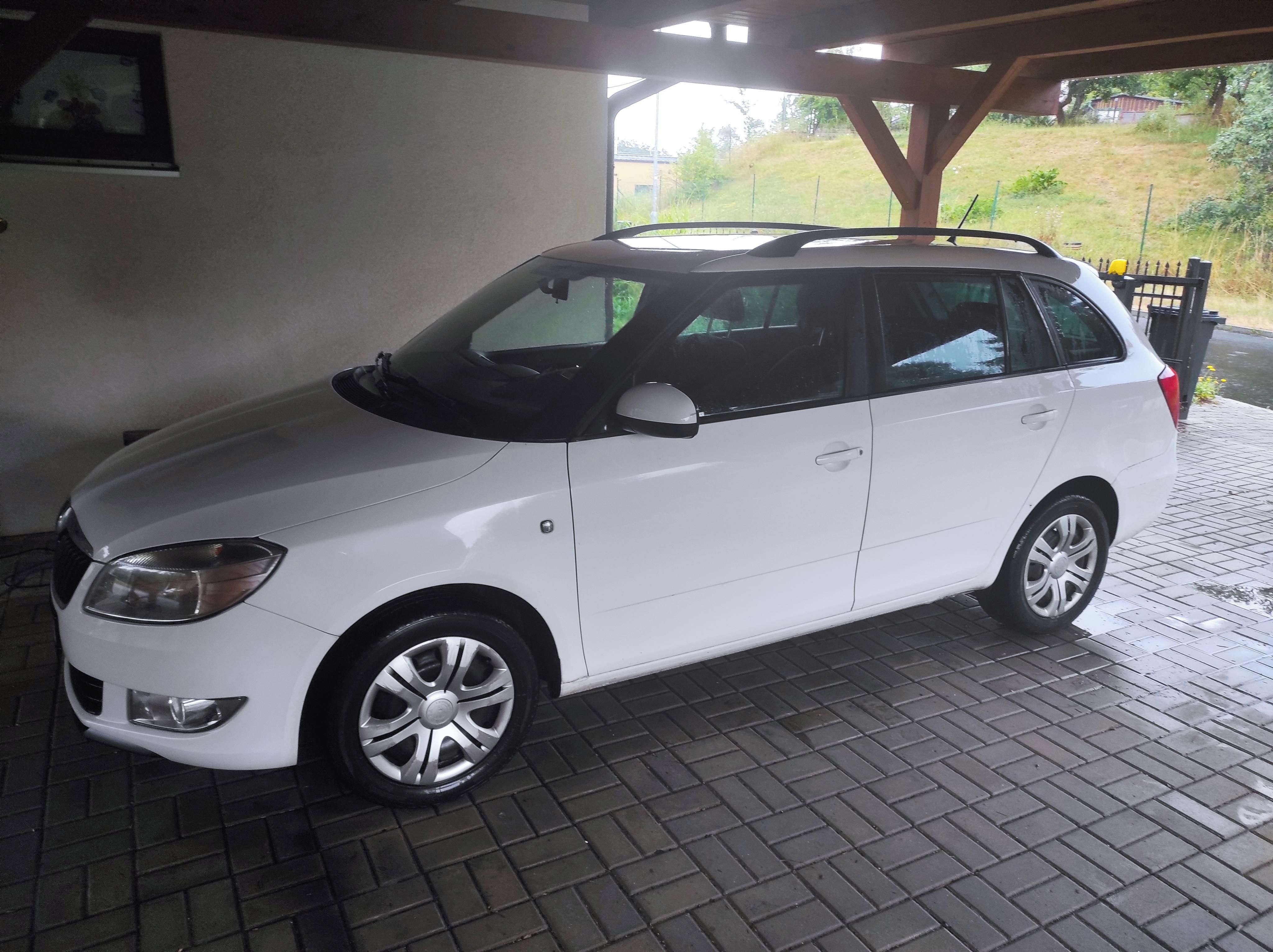 Škoda Fabia, 1.2 TSI 63kW combi - fotka 2