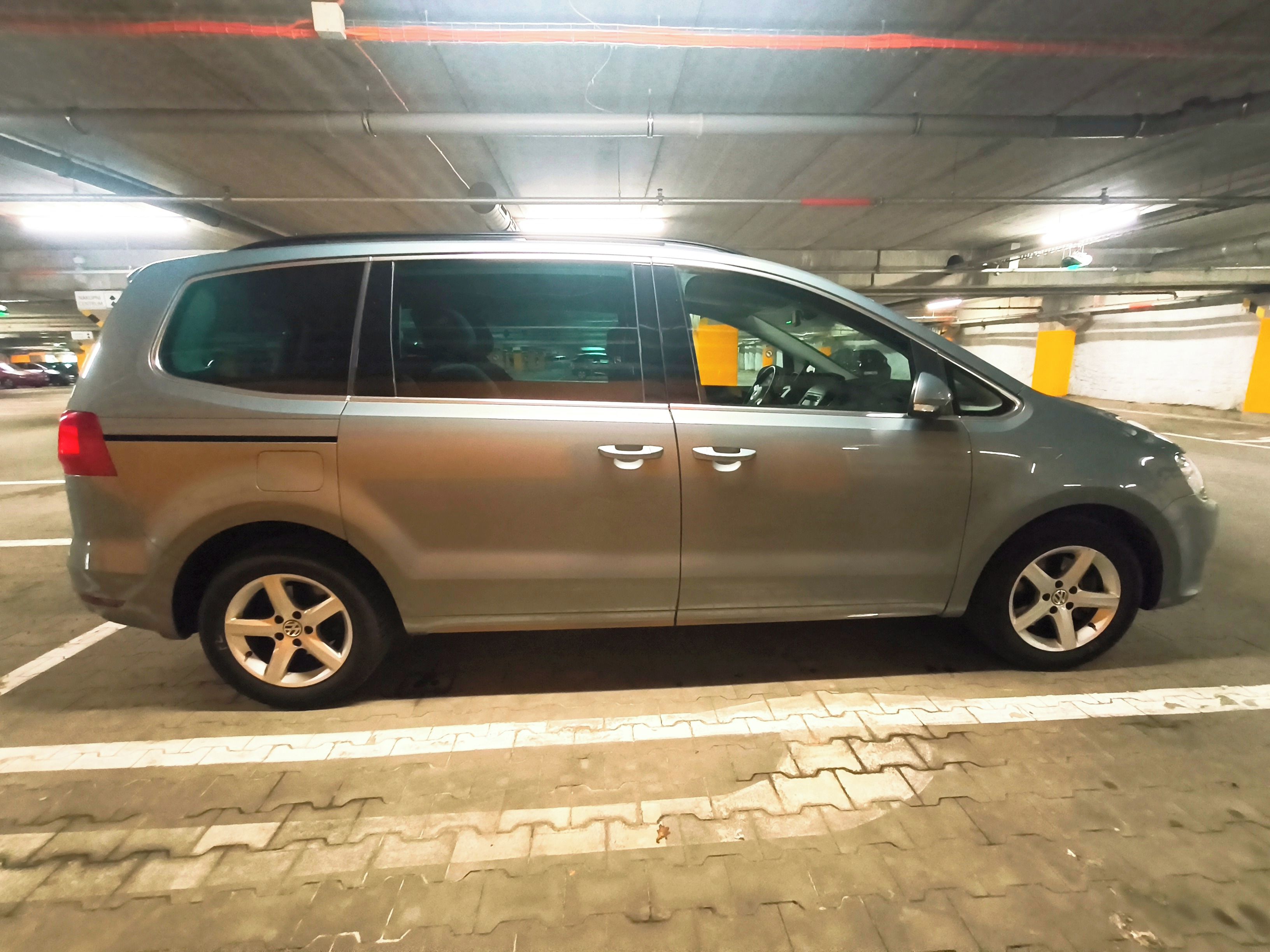 Volkswagen Sharan, Volkswagen Sharan 2.0 TDI - fotka 6