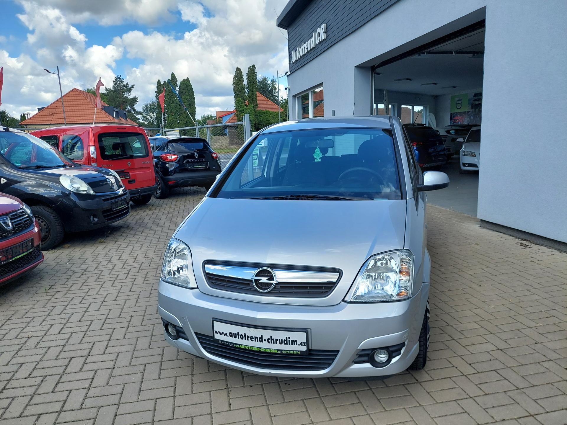 Opel Meriva, 1.6i-16v automat - fotka 2