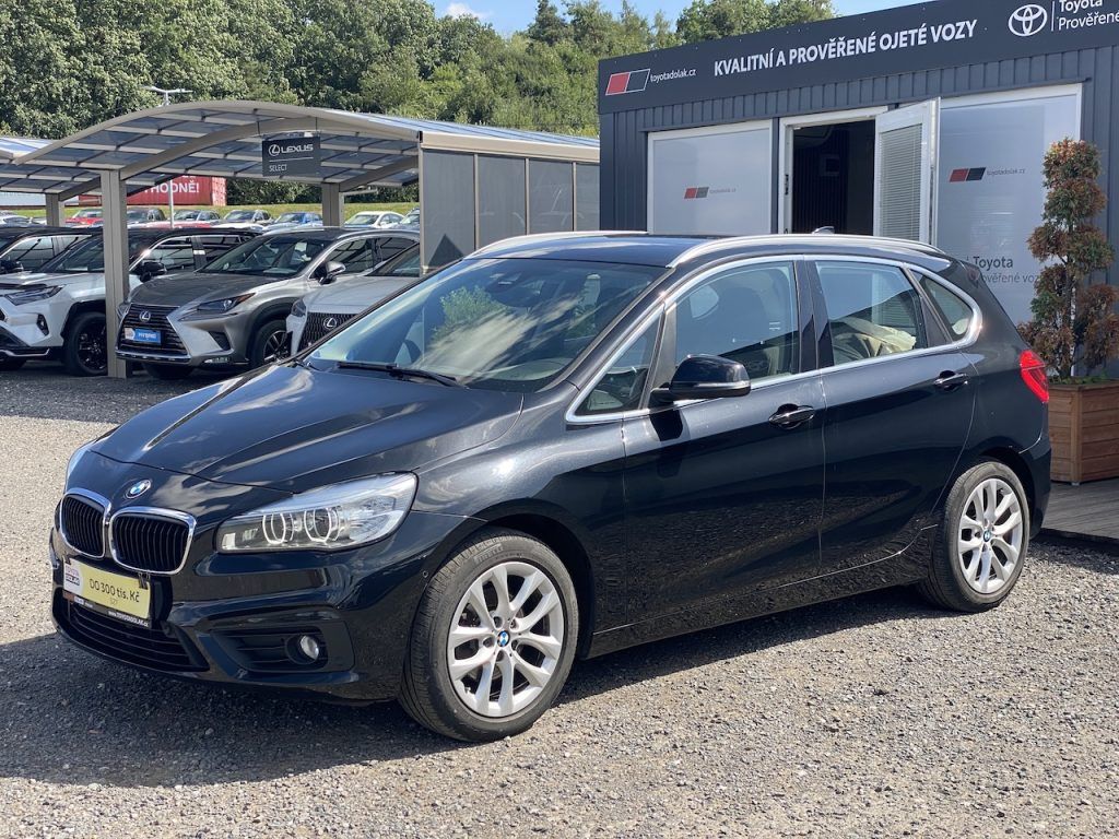 BMW Řada 2, 218d, ČR, automat, 2x kola - fotka 4