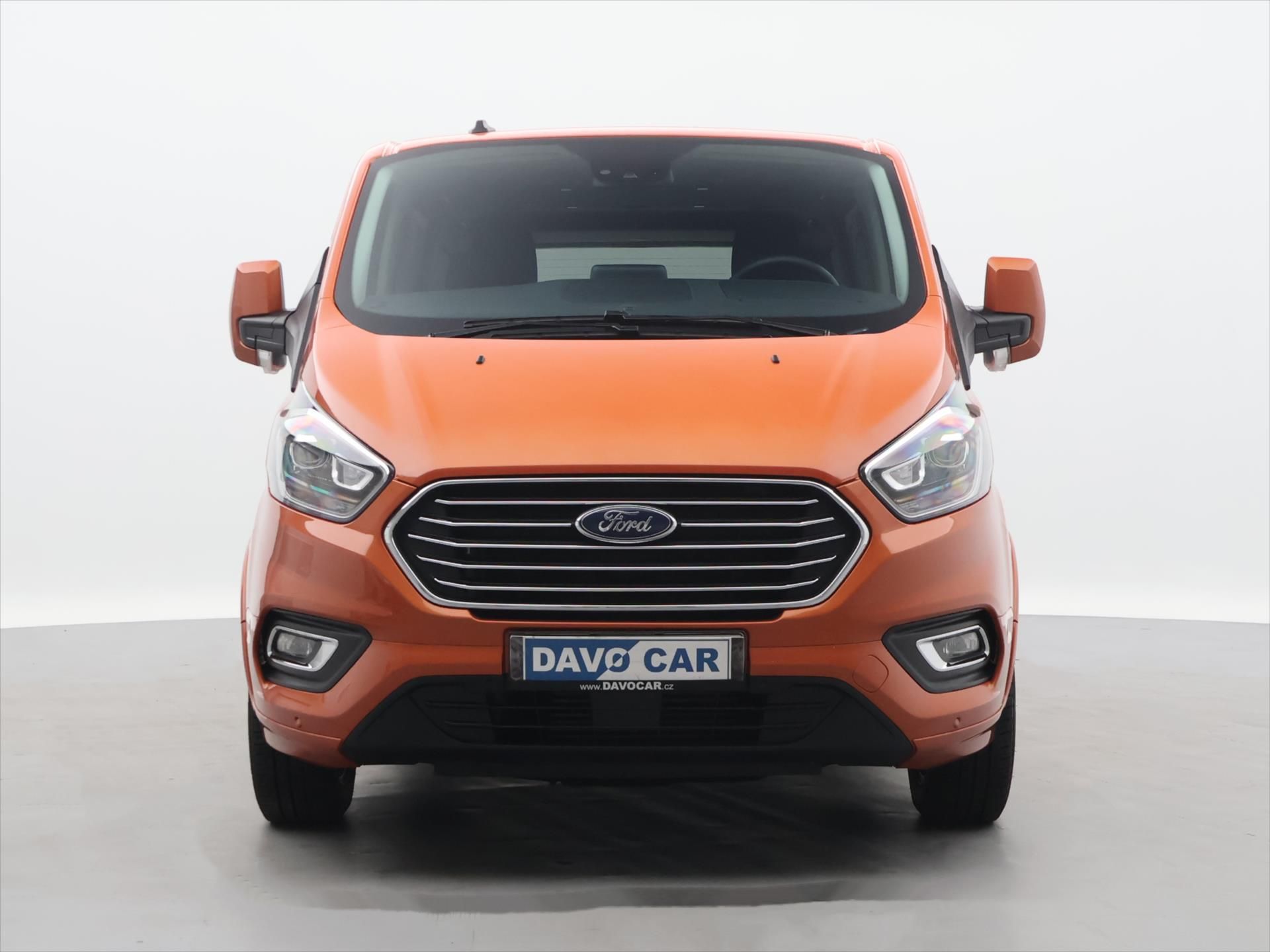 Ford Tourneo Custom, 2,0 TDCI 136kW Titanium CZ DPH - fotka 2