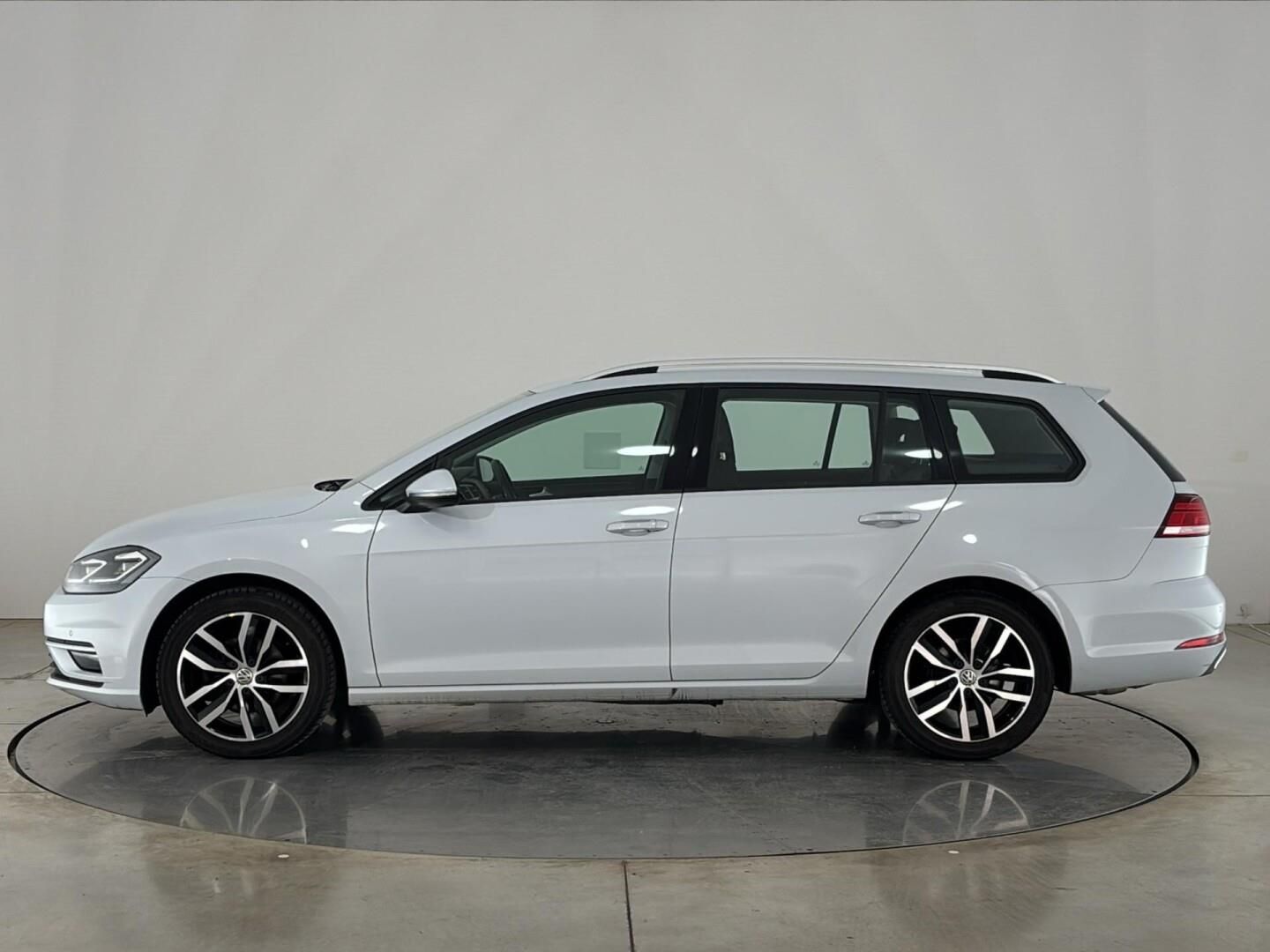 Volkswagen Golf, 1.4 TSI / 92 kW Maraton Editio - fotka 3