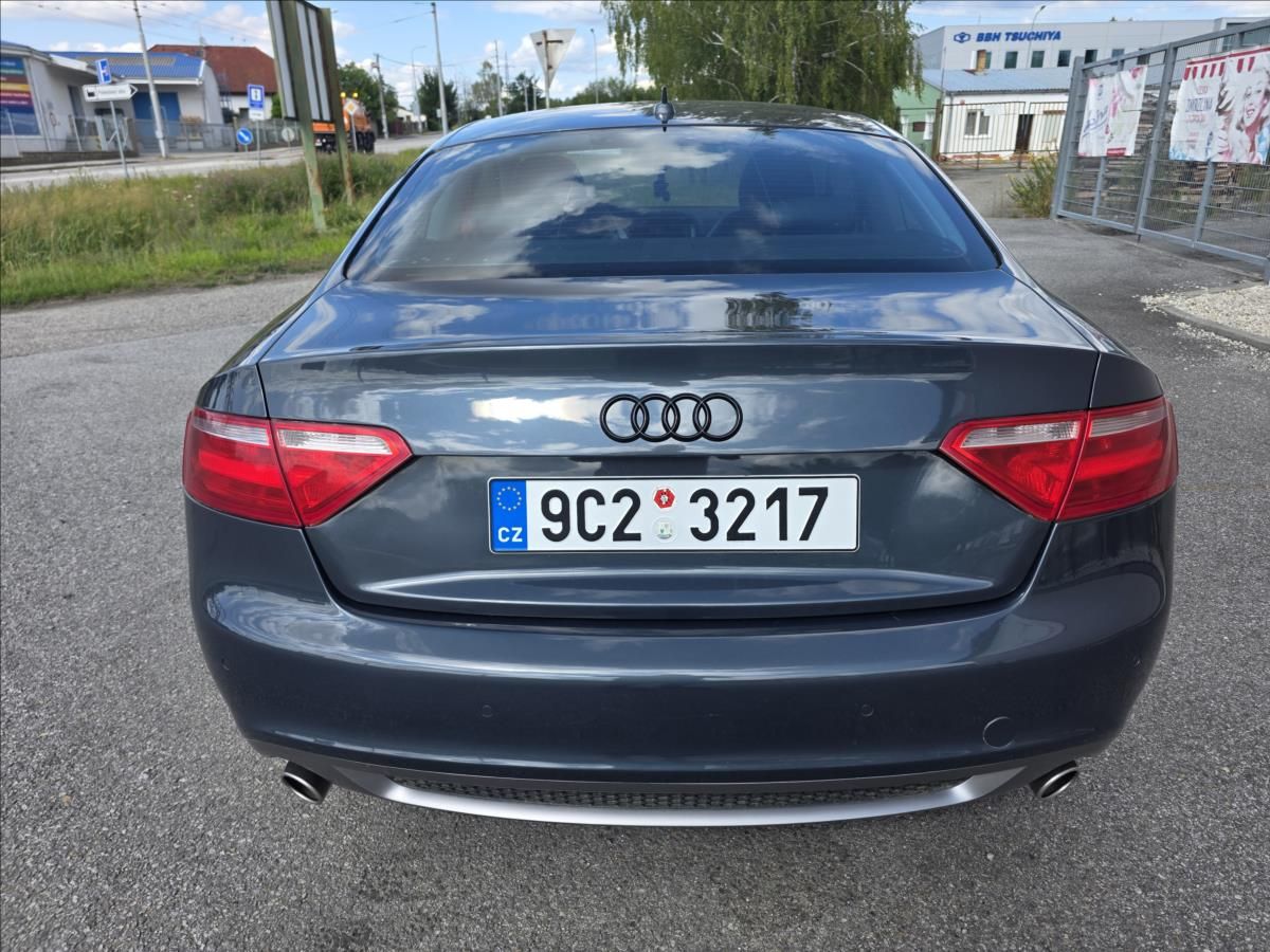 Audi A5, 3,0 3.0TDI 176KW QUATTRO S-LIN - fotka 5