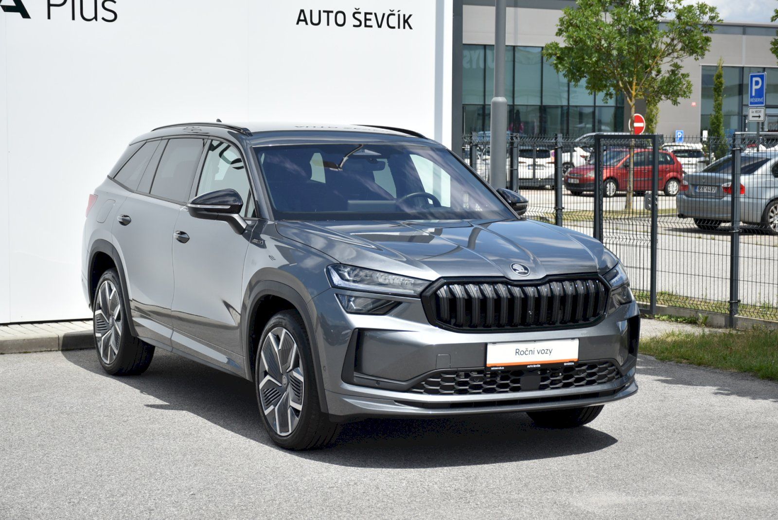 Škoda Kodiaq, SPORTLINE 2.0 TDI 142kW 4x4 DS - fotka 6