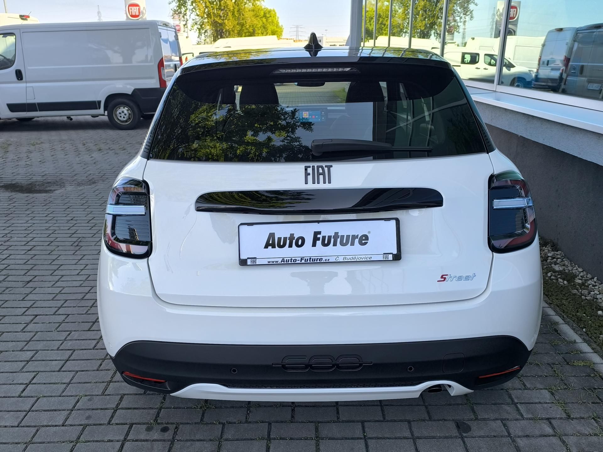Fiat 600, Street 1.2 Turbo MT6 100k - fotka 6