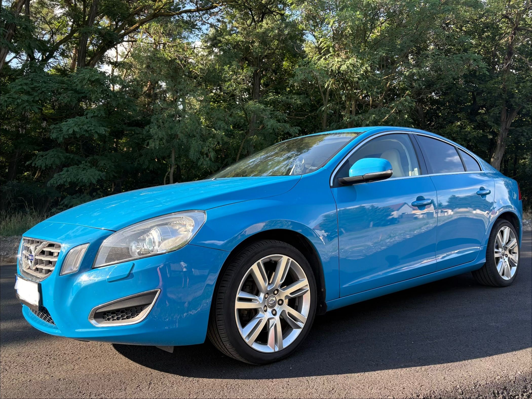 Volvo S60, Volvo S60 D5 AWD