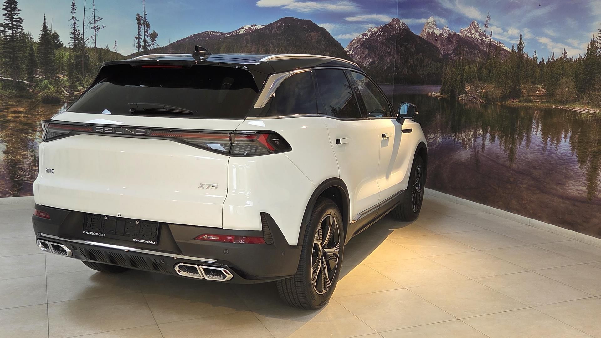 BAIC X7, 1.5T 130kW 7DCT 4x2 ALL IN MY2 - fotka 5
