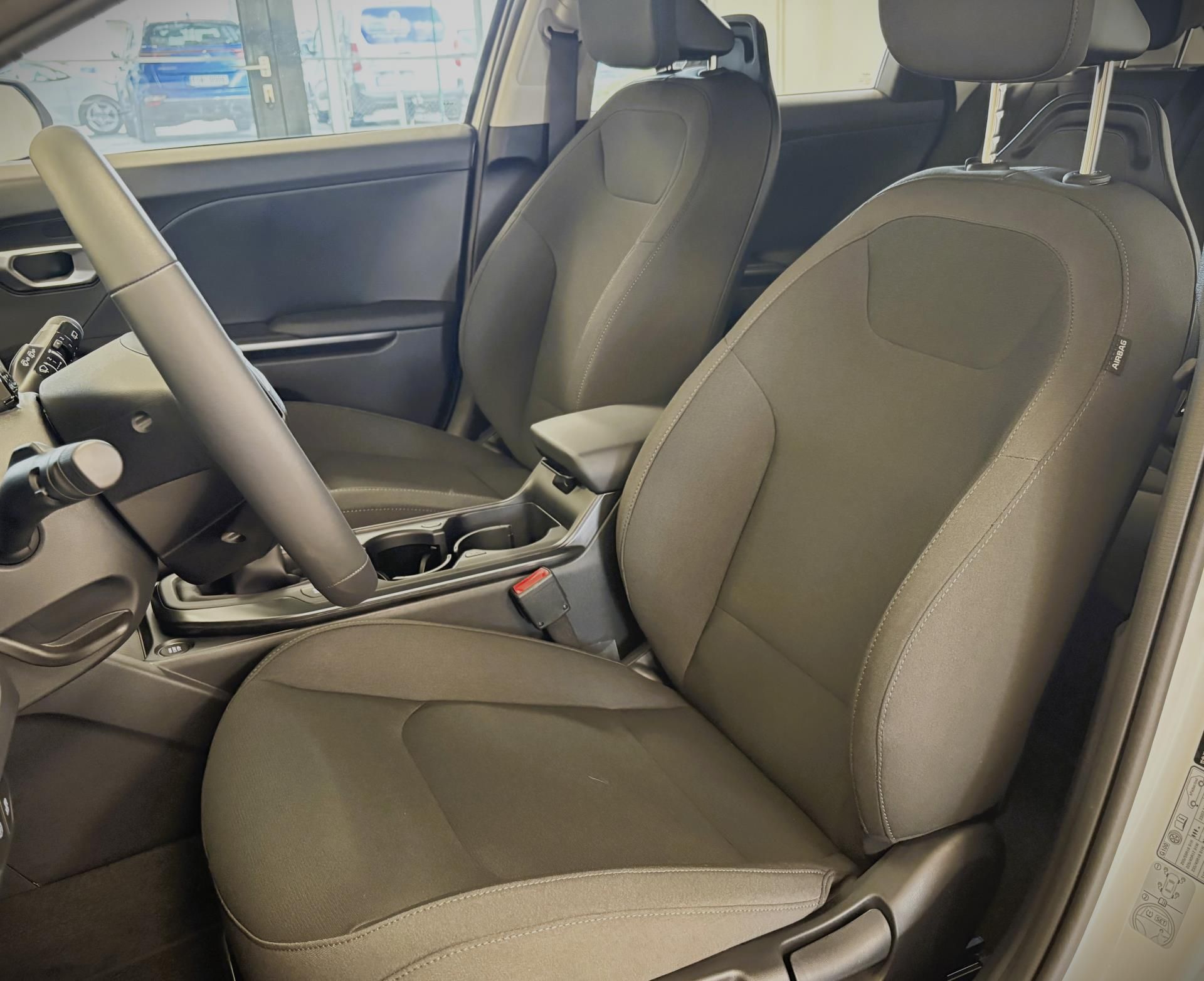 Kia K4, EXCLUSIVE 1.0 T-GDi 85kW 6MT - fotka 6