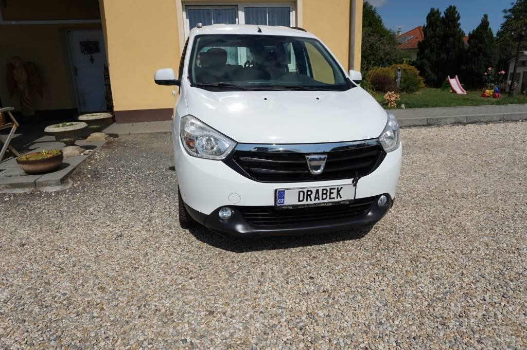 Dacia Lodgy, 1,6 1,Majitel nové v ČR