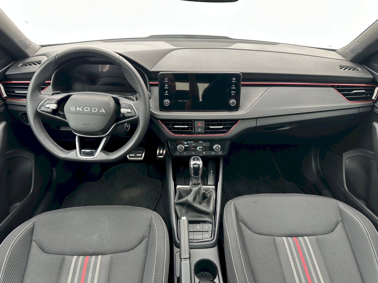 Škoda Kamiq, 1,0 TSI / 85 KW / DSG / Monte - fotka 5