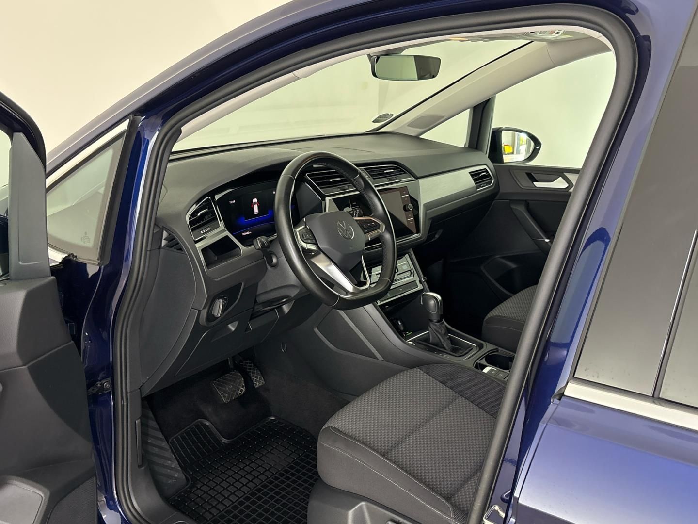 Volkswagen Touran, 1.5 TSI / 110 kW Comfortline D - fotka 6