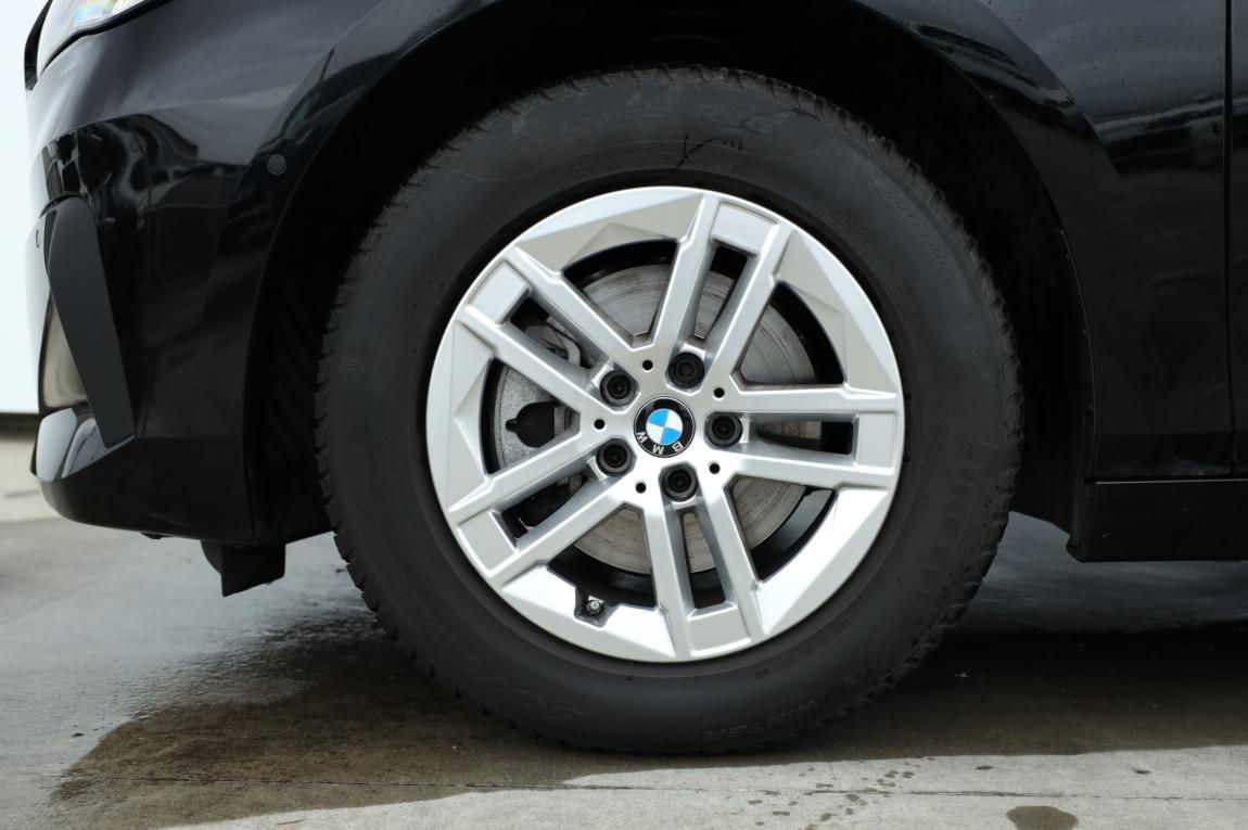 BMW Řada 2, 218i Active Tourer - fotka 5