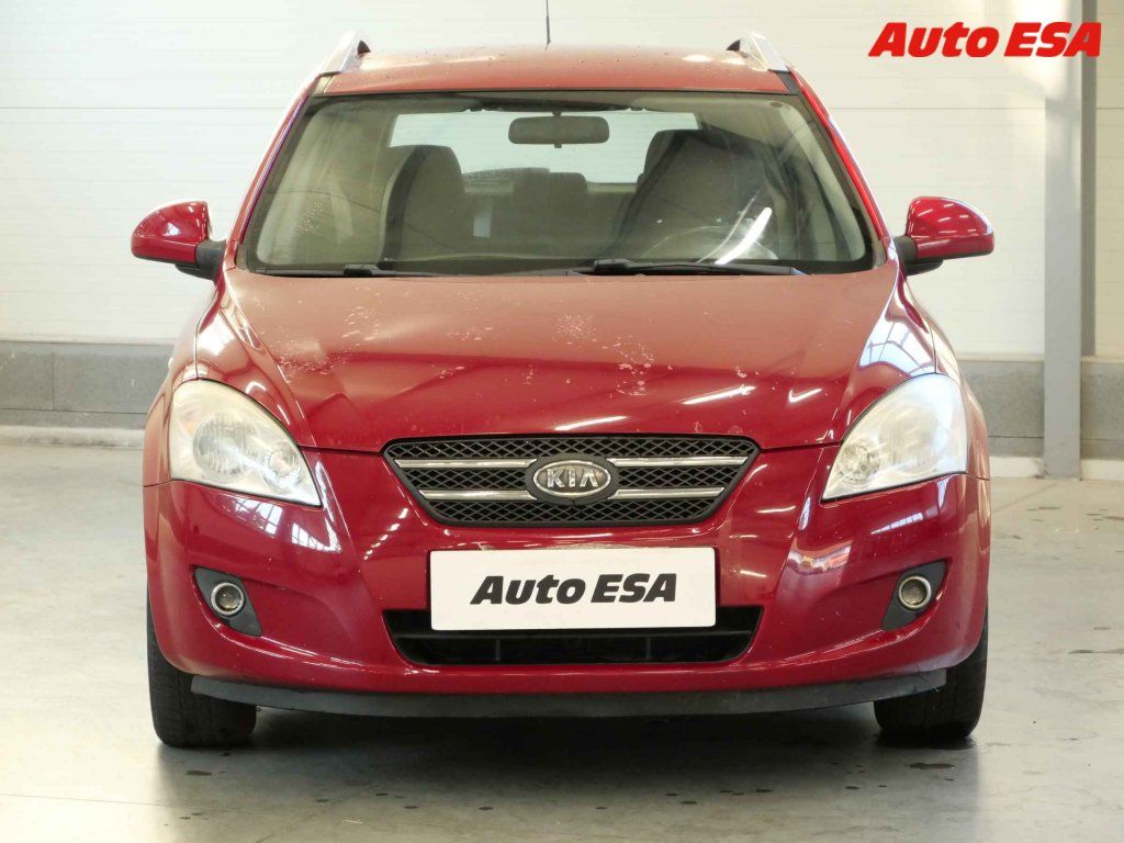 Toyota Auris, 1.6VVTI,ČR - fotka 2