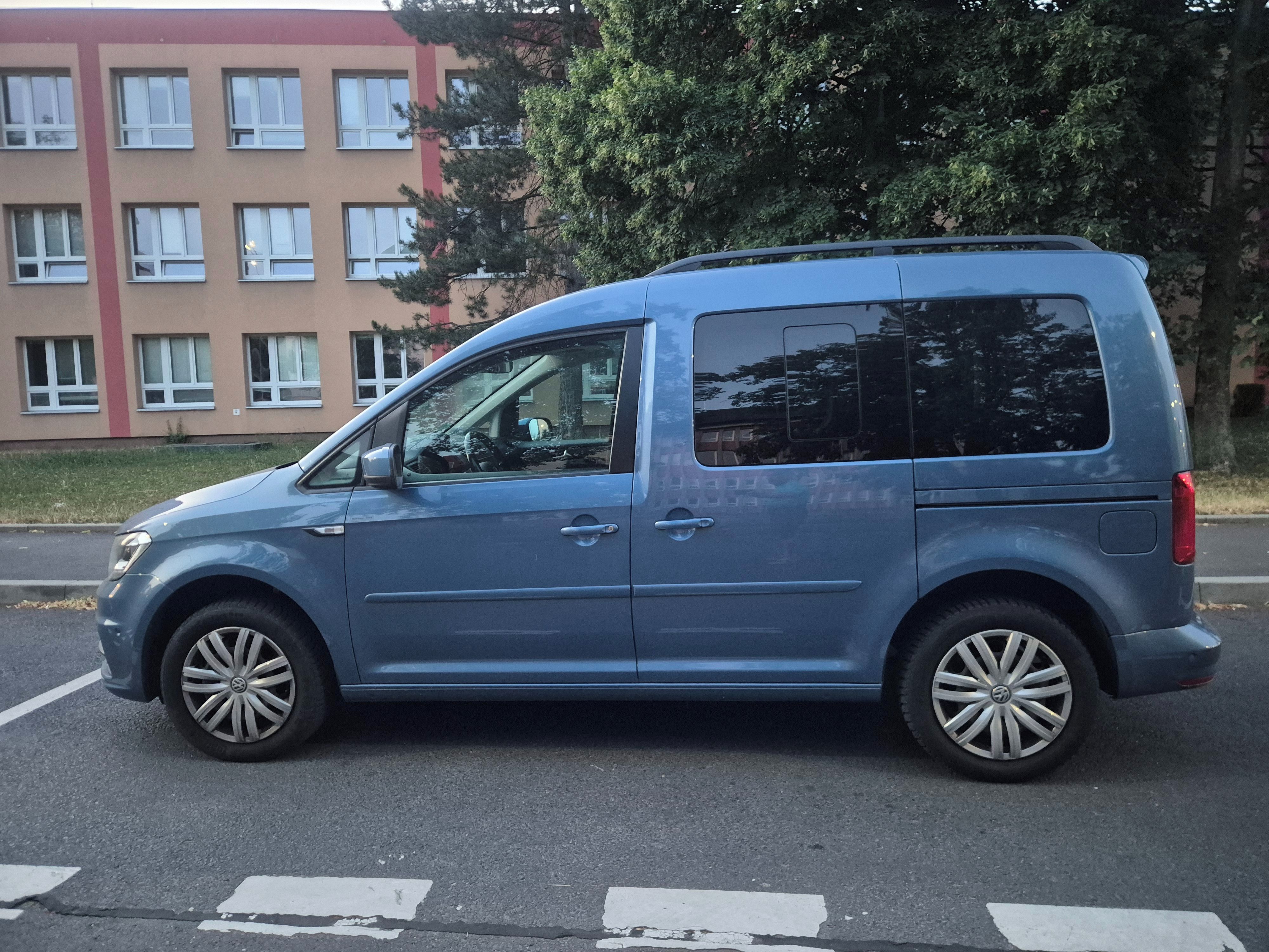 Volkswagen Caddy, 2.0 TDI 110kw BEACH - fotka 6